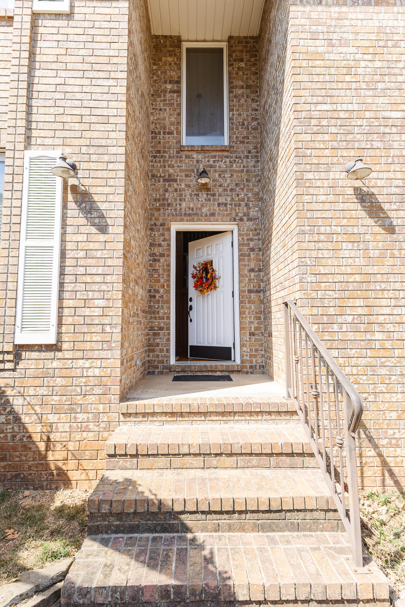 Photo 3 - Residential for sale – 4883 S Buckingham Lane  Springfield, MO