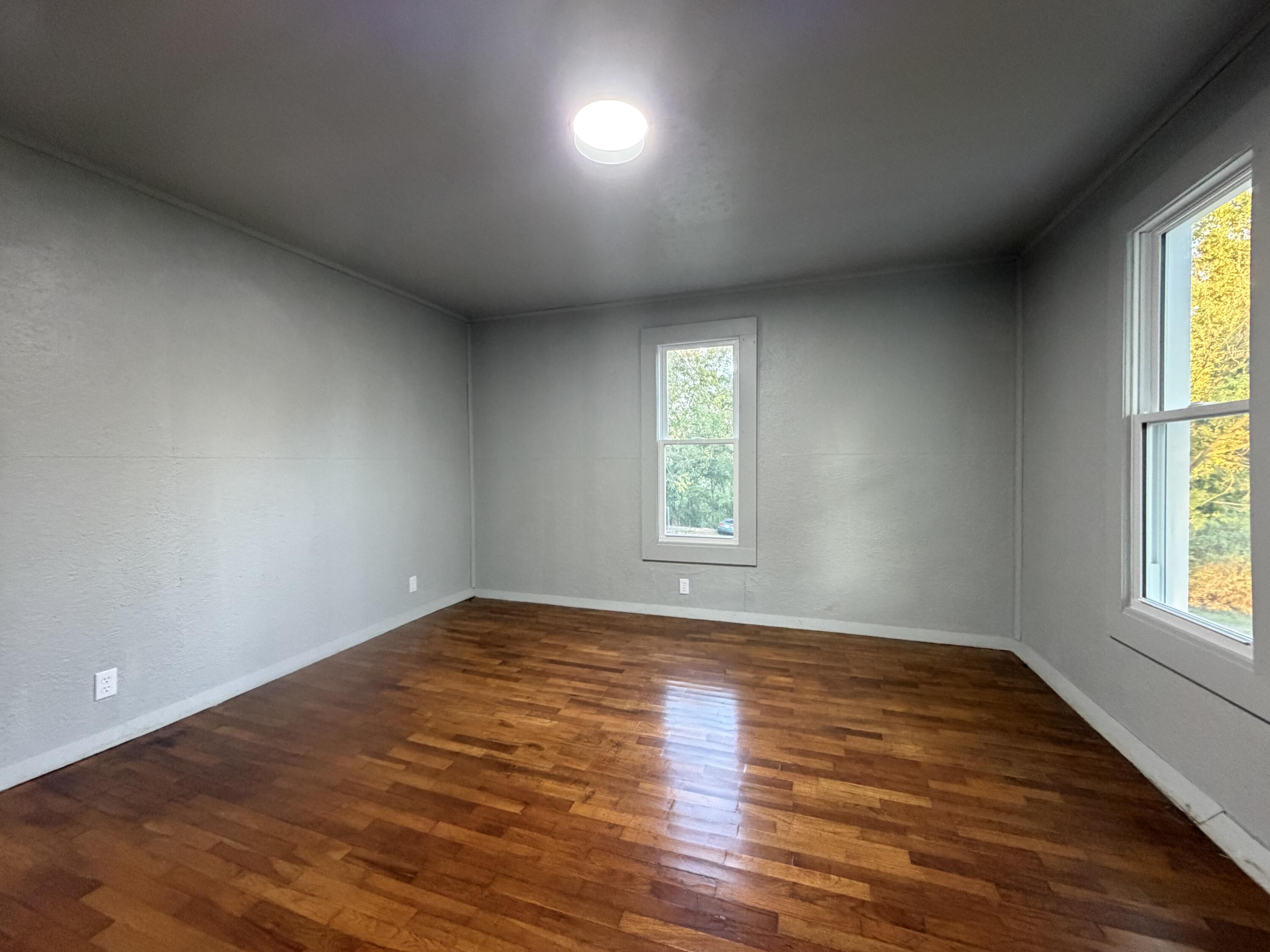 Photo 10 - Residential for sale – 411 E Walnut Street  El Dorado Springs, MO