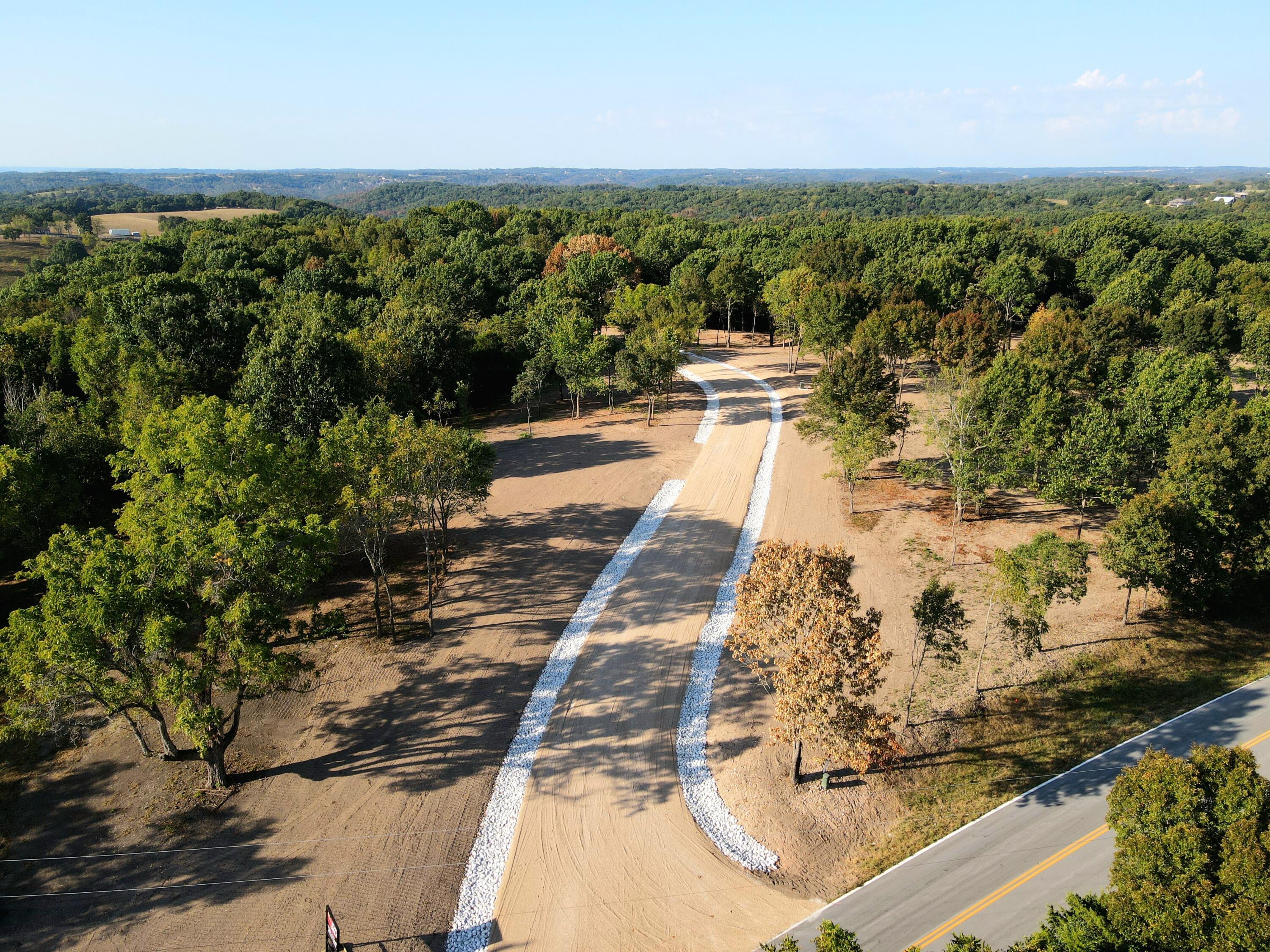 Photo 20 - Land for sale – Lot 4  Whispering Windings Court   Walnut Shade, MO