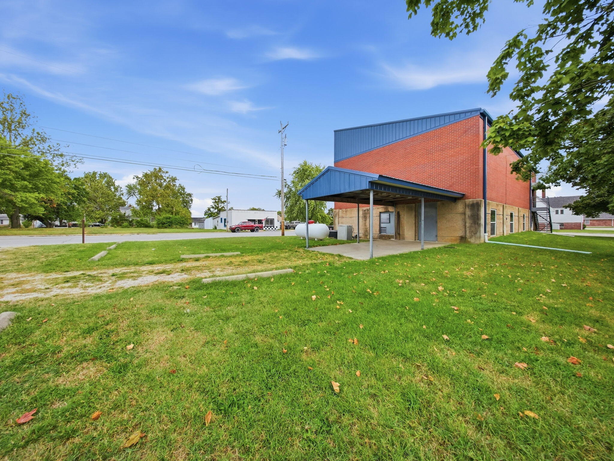 Photo 19 - Commercial Sale for sale – 264 E Washington   Marshfield, MO