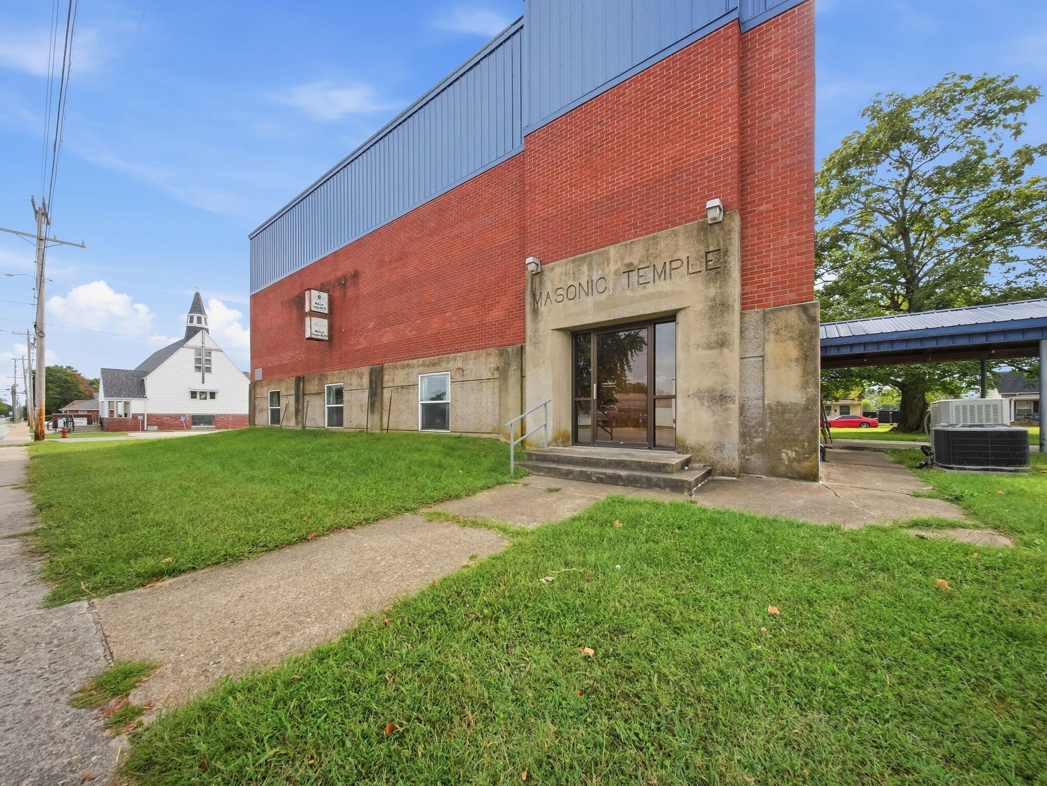 Photo 12 - Commercial Sale for sale – 264 E Washington   Marshfield, MO