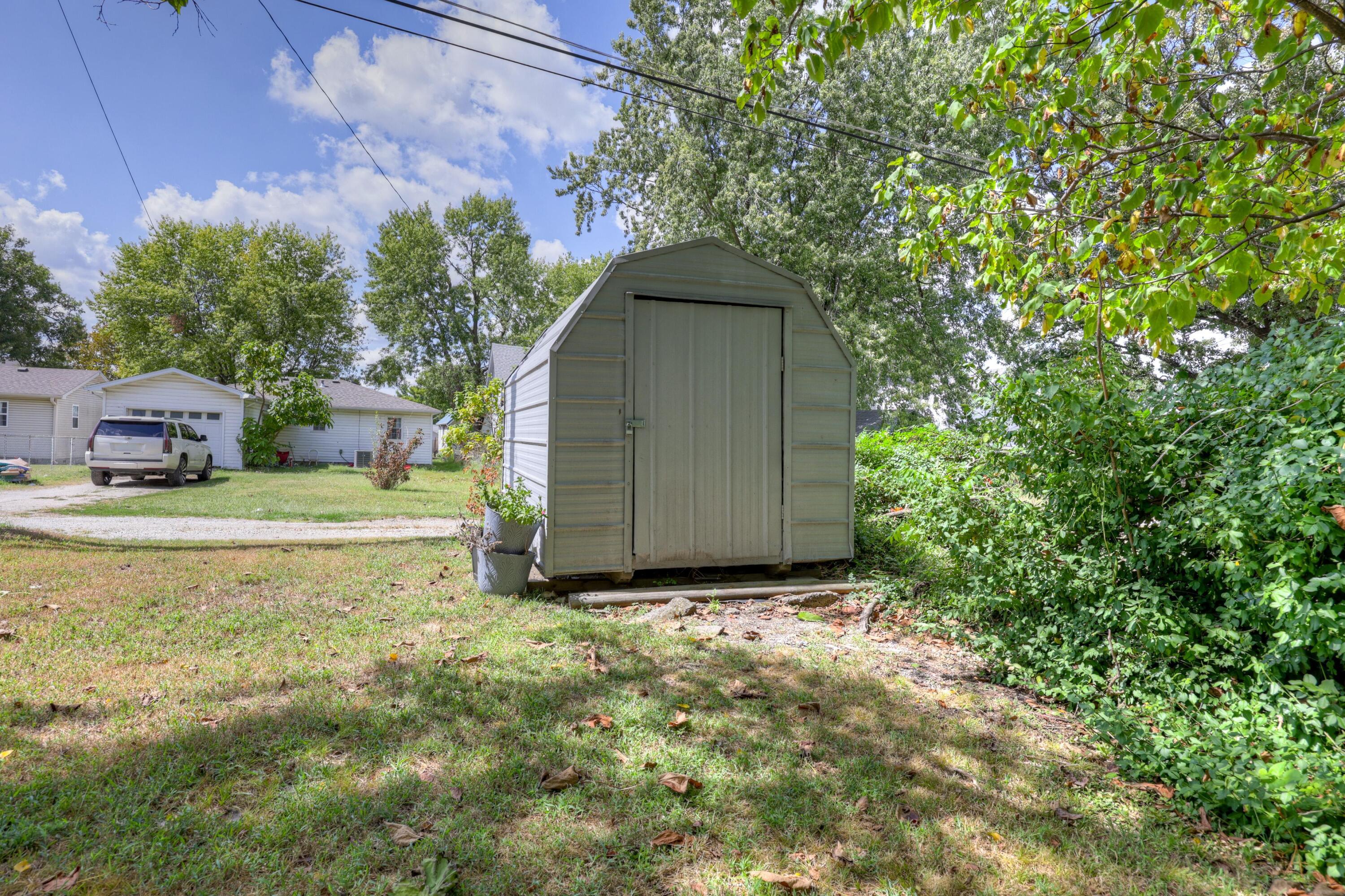 Photo 6 - Residential for sale – 114 S Ball Street  Webb City, MO