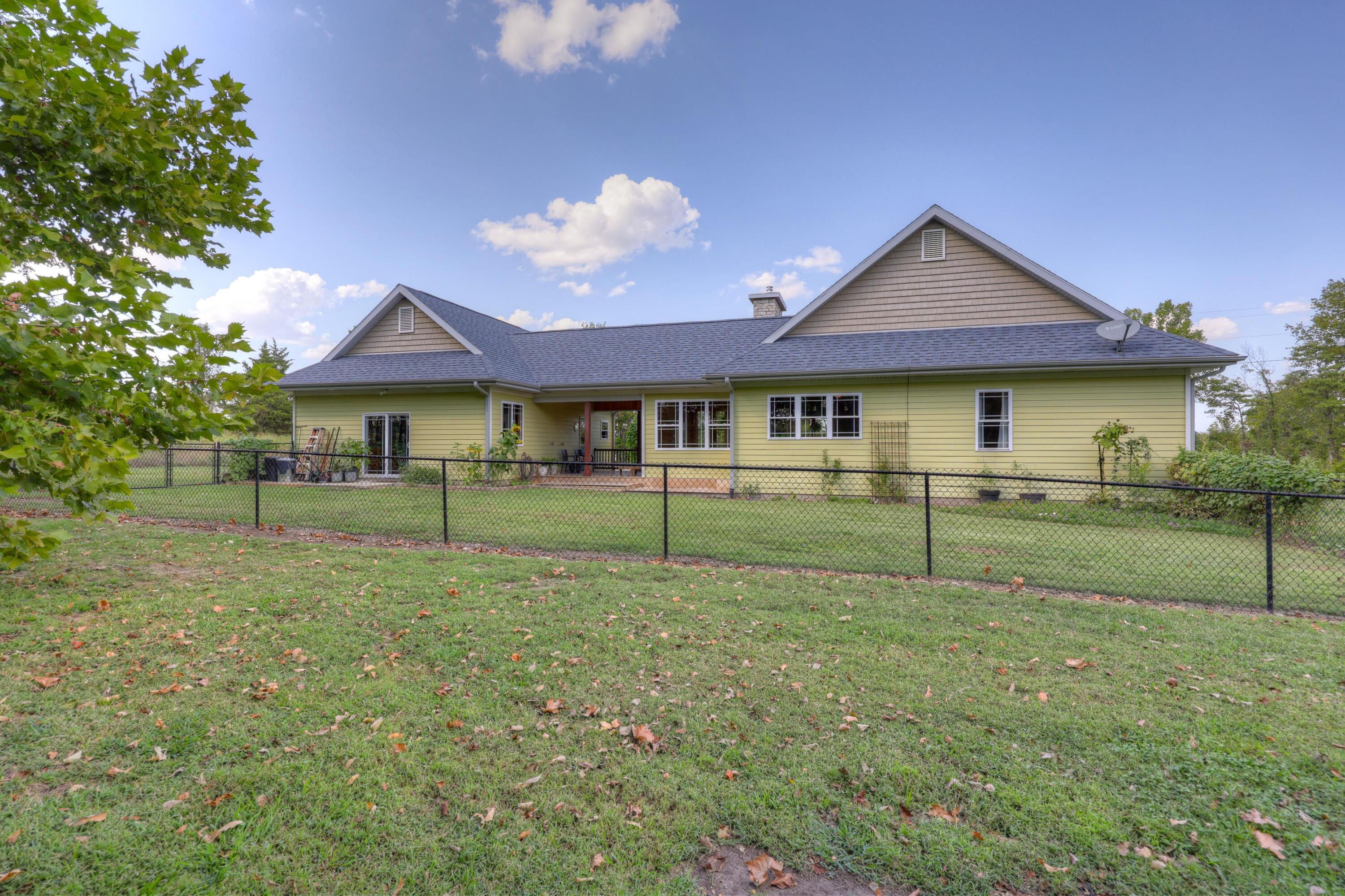 Photo 9 - Residential for sale – 16850  Imperial Road  Carthage, MO