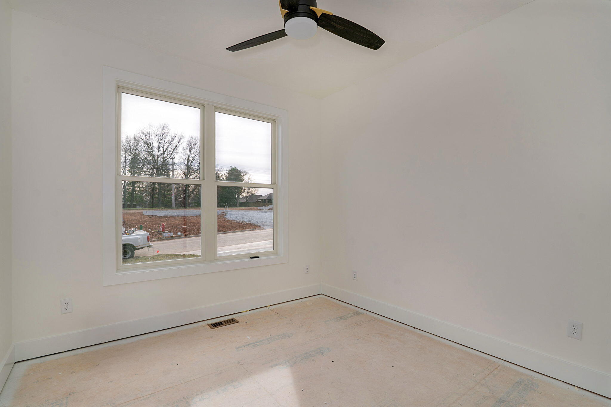 Photo 8 - Residential for sale – 2975 W Marty Street  Springfield, MO