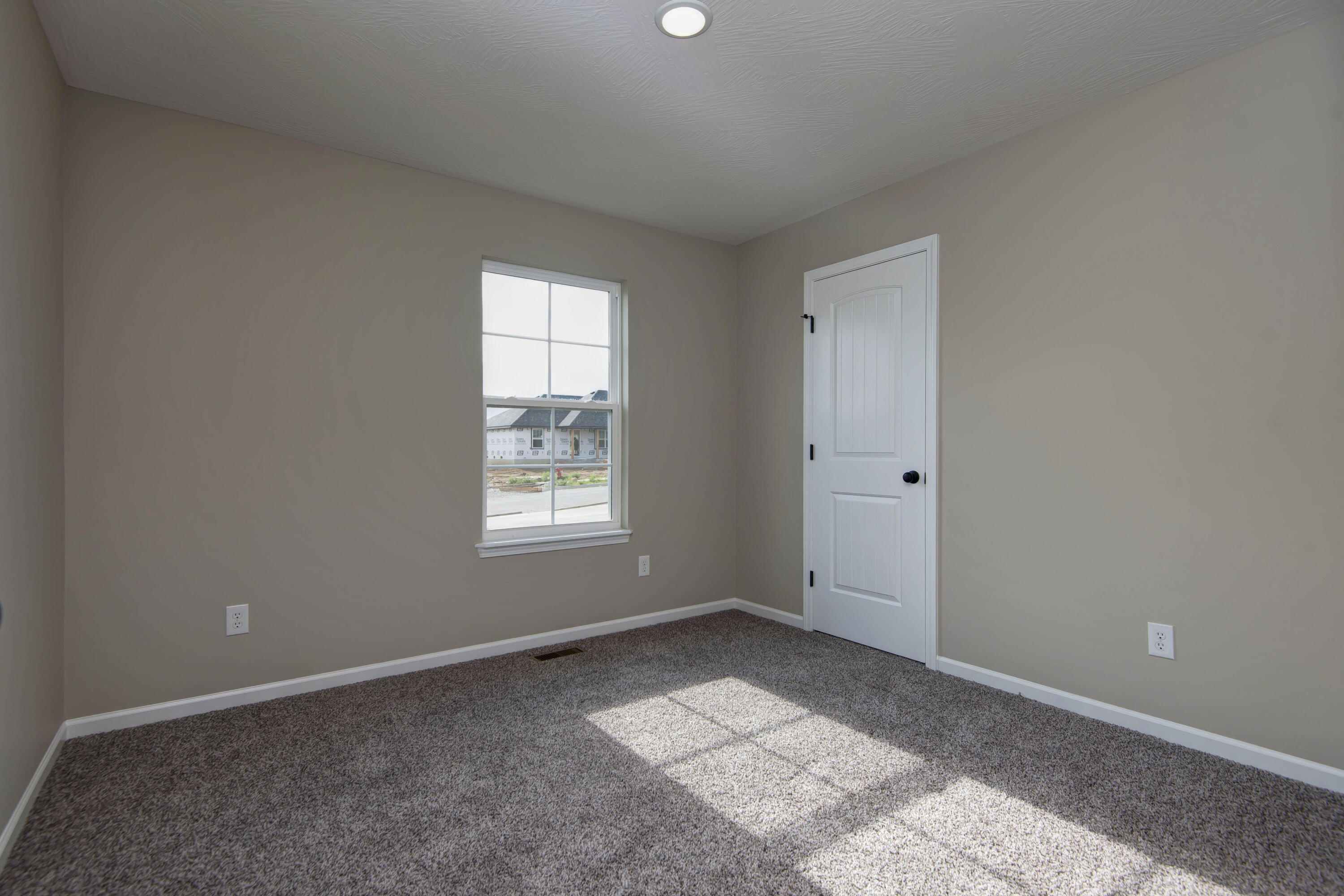Photo 14 - Residential for sale – 722 S Wheaton Hills Drive  Nixa, MO