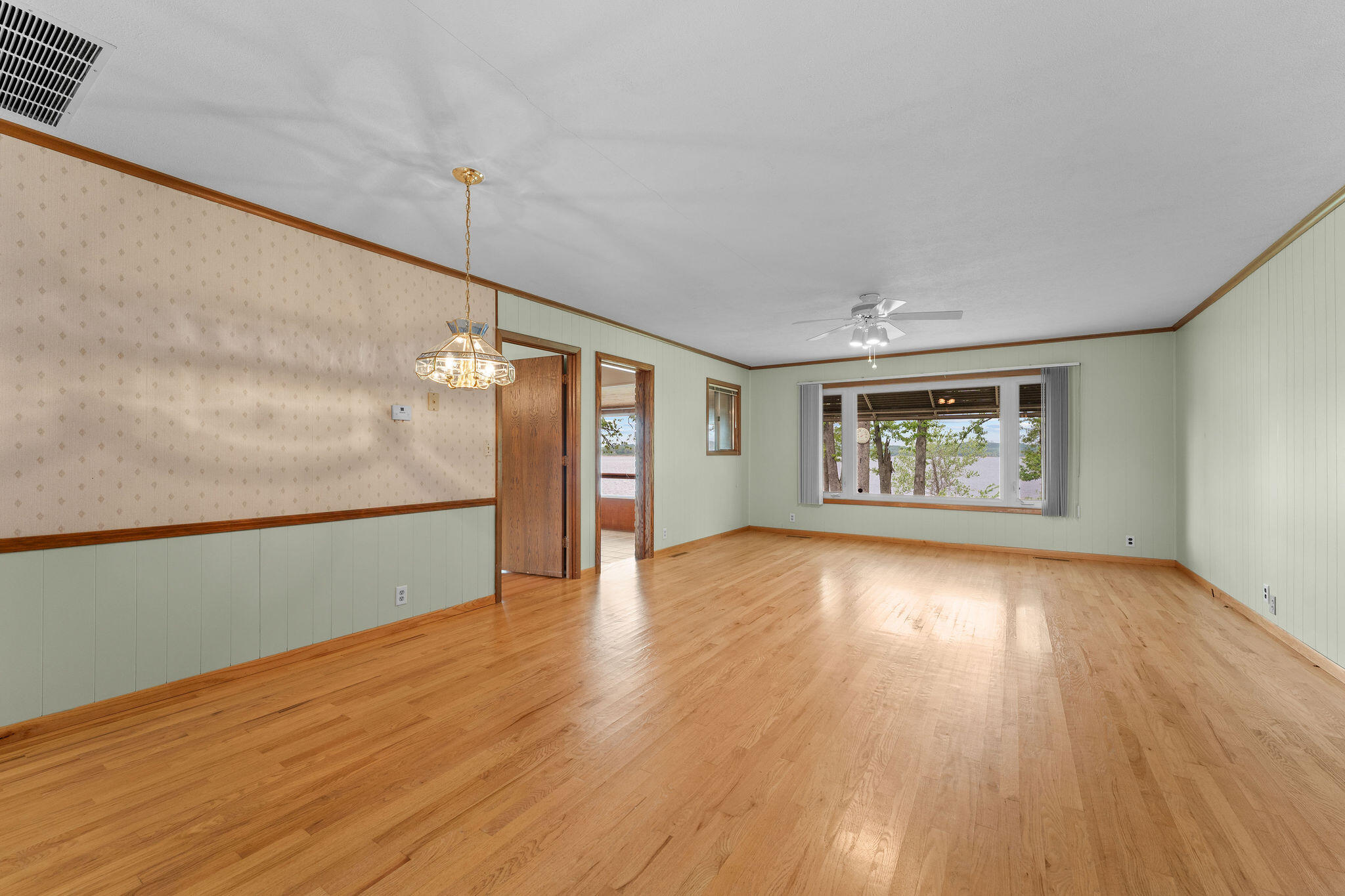 Photo 13 - Residential Lease for sale – 471  Parkside Drive  Hollister, MO