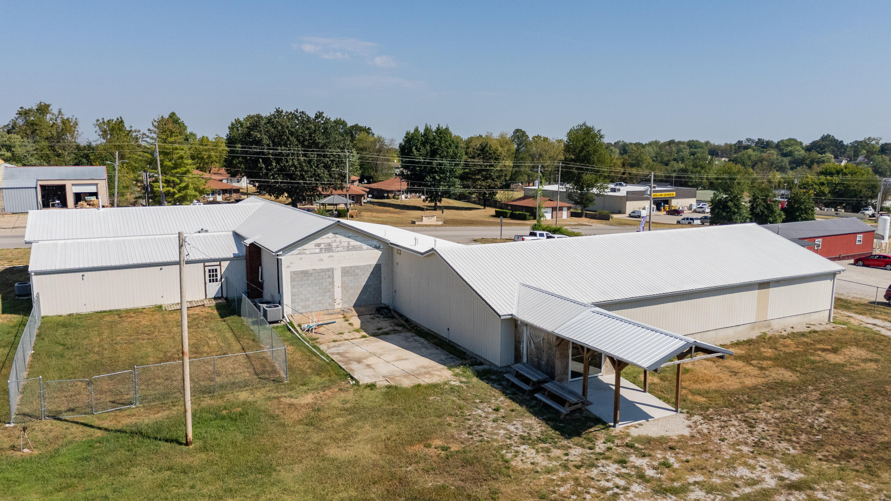 Photo 35 - Commercial Sale for sale – 610 W 3rd   Mountain Grove, MO