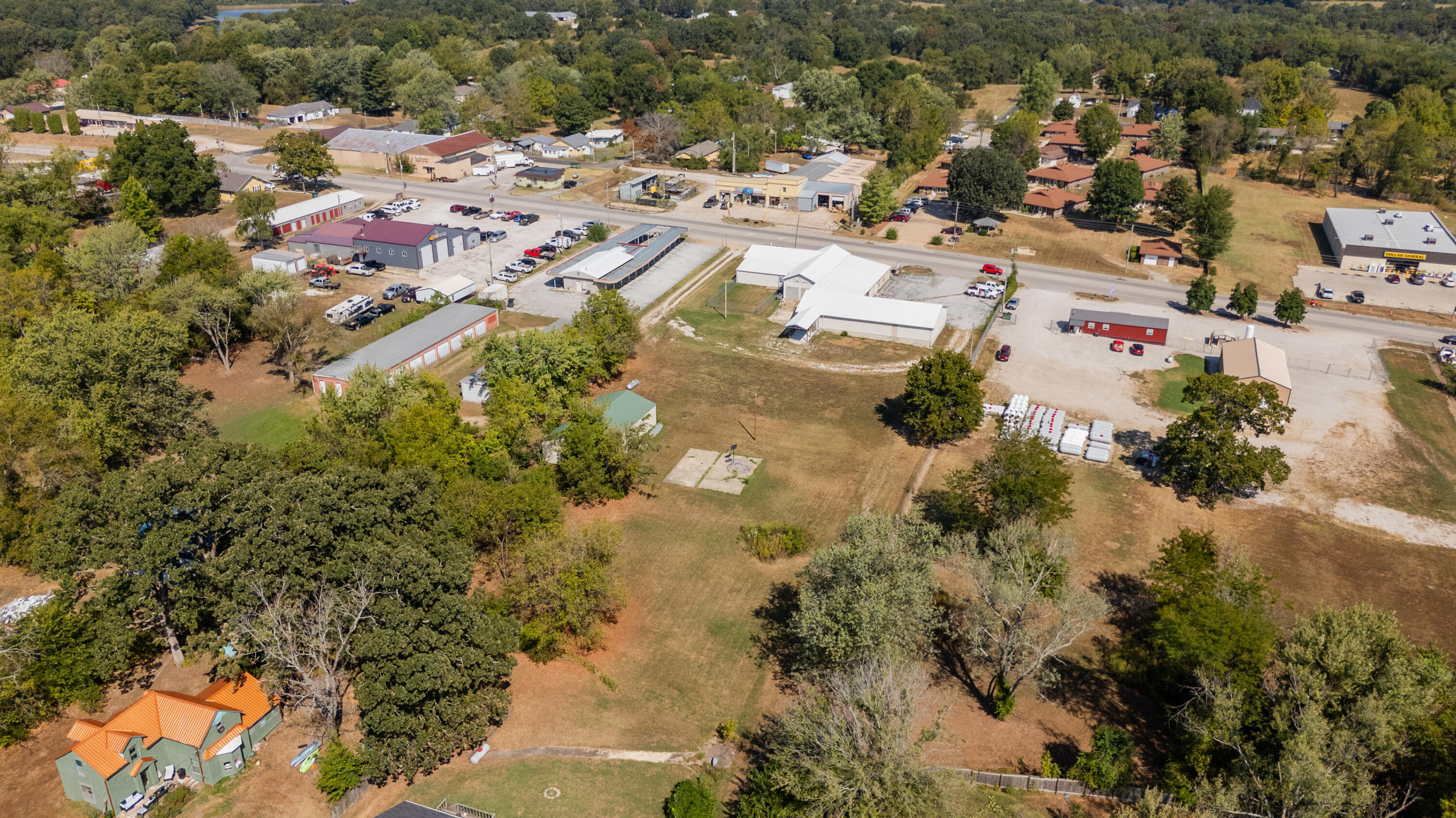 Photo 30 - Commercial Sale for sale – 610 W 3rd   Mountain Grove, MO