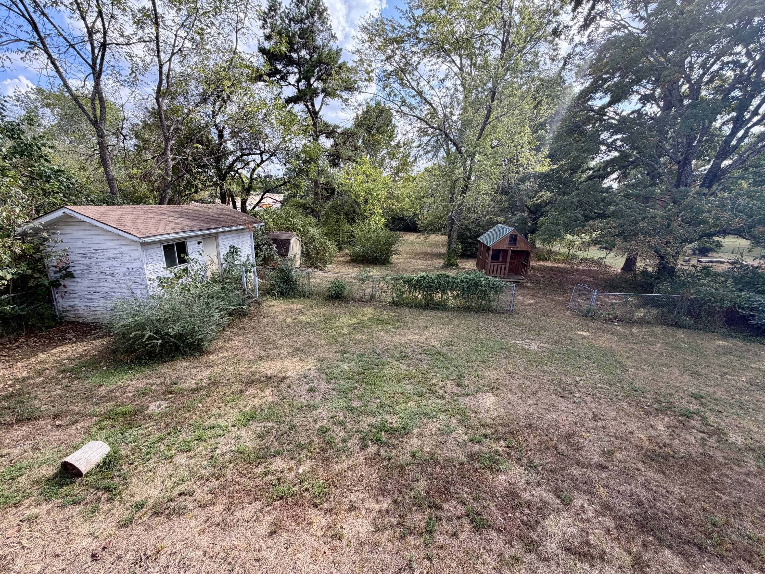 Photo 19 - Residential for sale – 304 W 10th Street  Willow Springs, MO