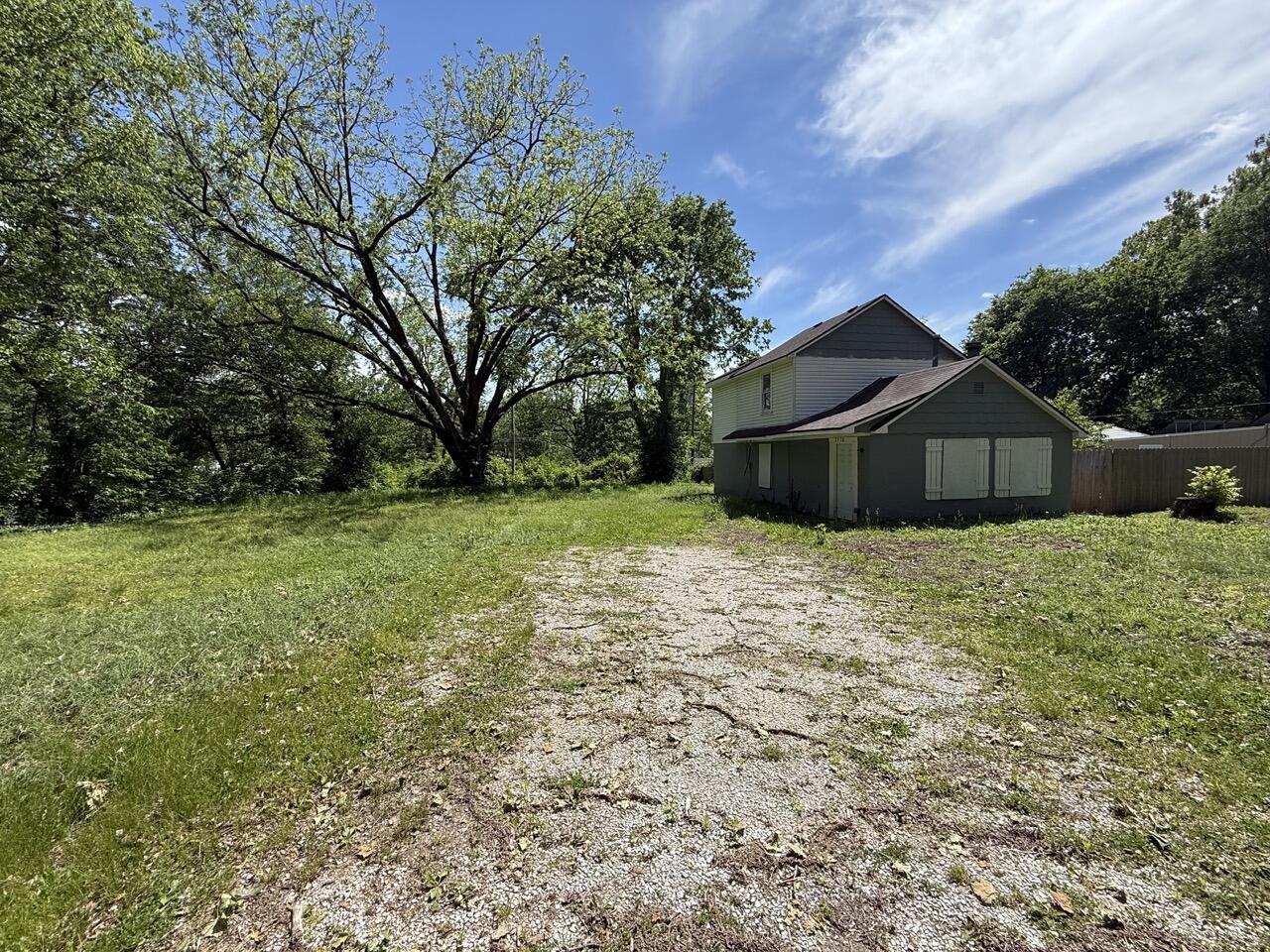 Photo 2 - Residential for sale – 2936 W Lombard Street  Springfield, MO