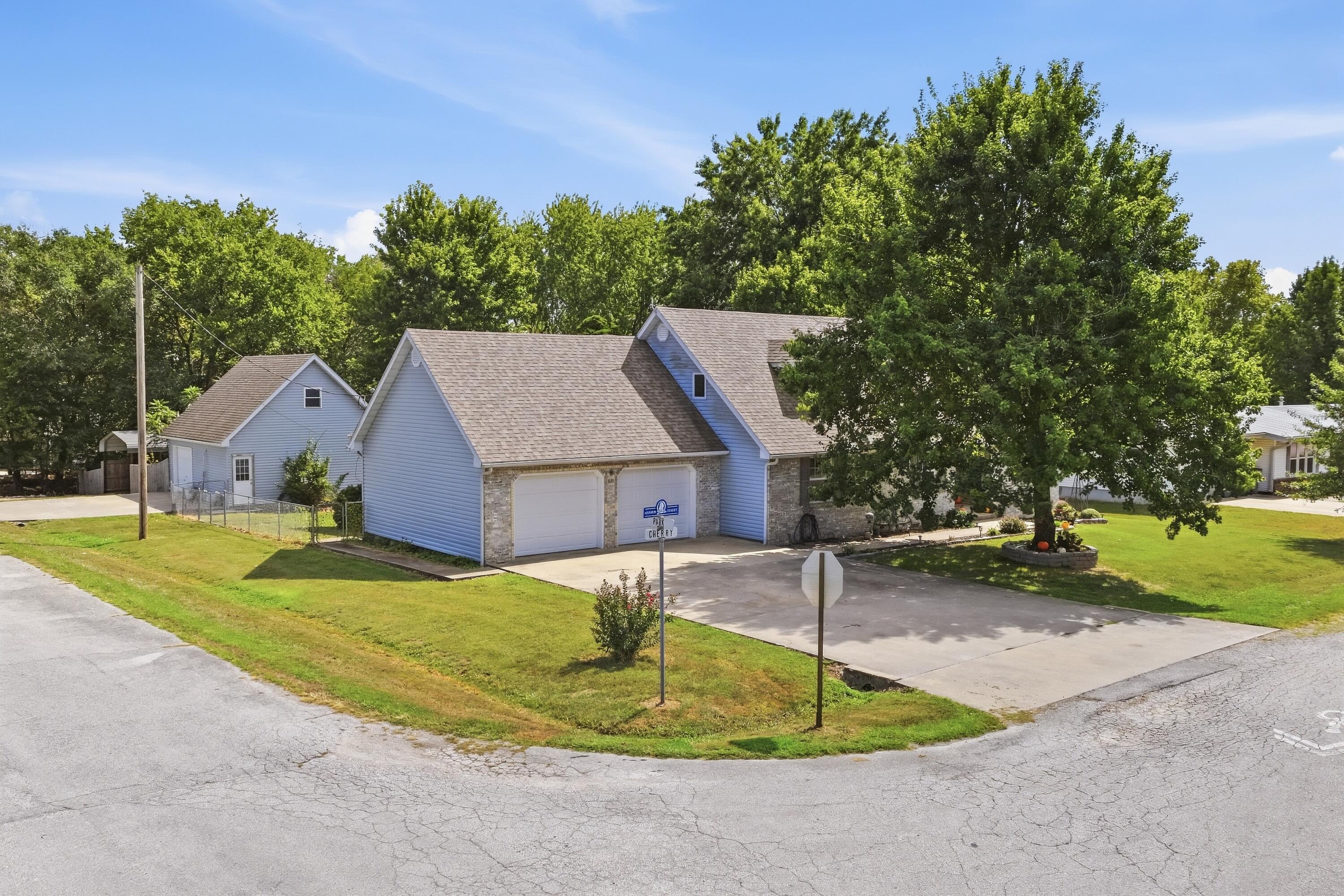 Photo 55 - Residential for sale – 800 S Cherry Street  Stockton, MO