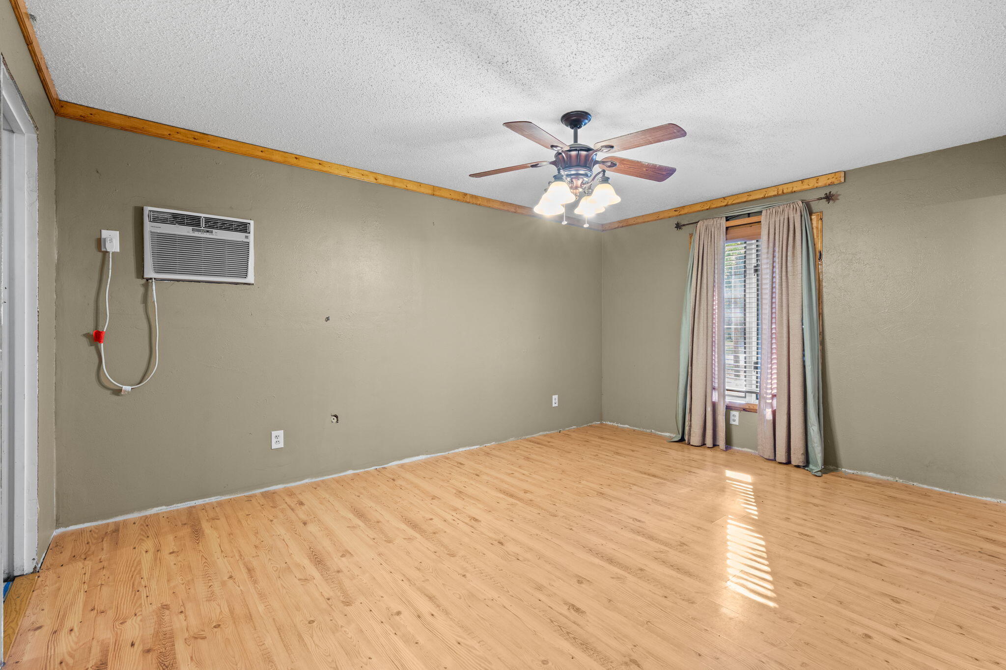Photo 13 - Residential for sale – 400 N Dogwood Street  Strafford, MO