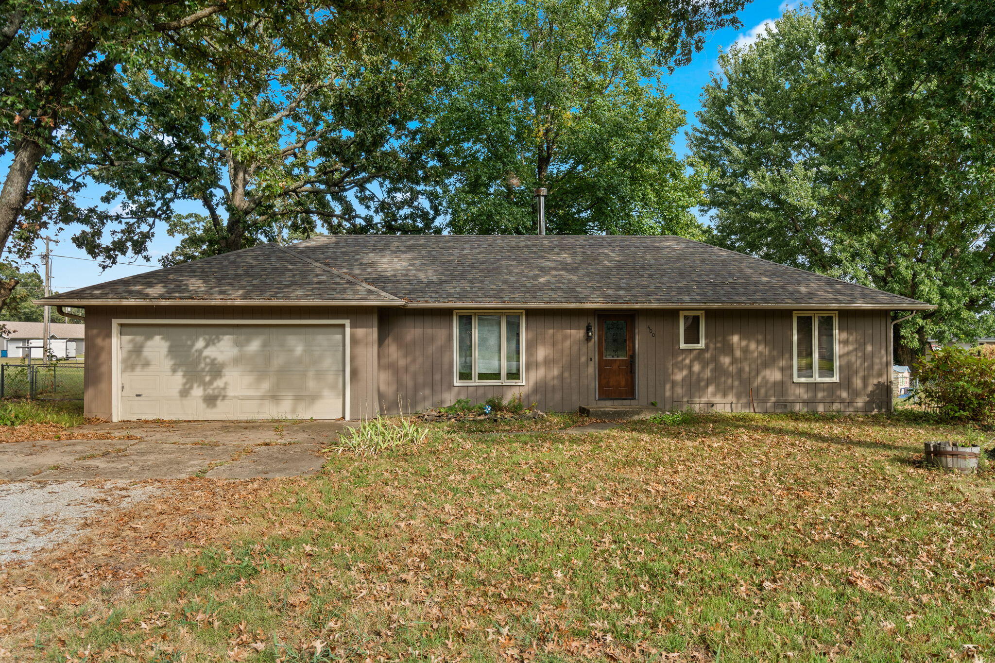 Photo 2 - Residential for sale – 400 N Dogwood Street  Strafford, MO