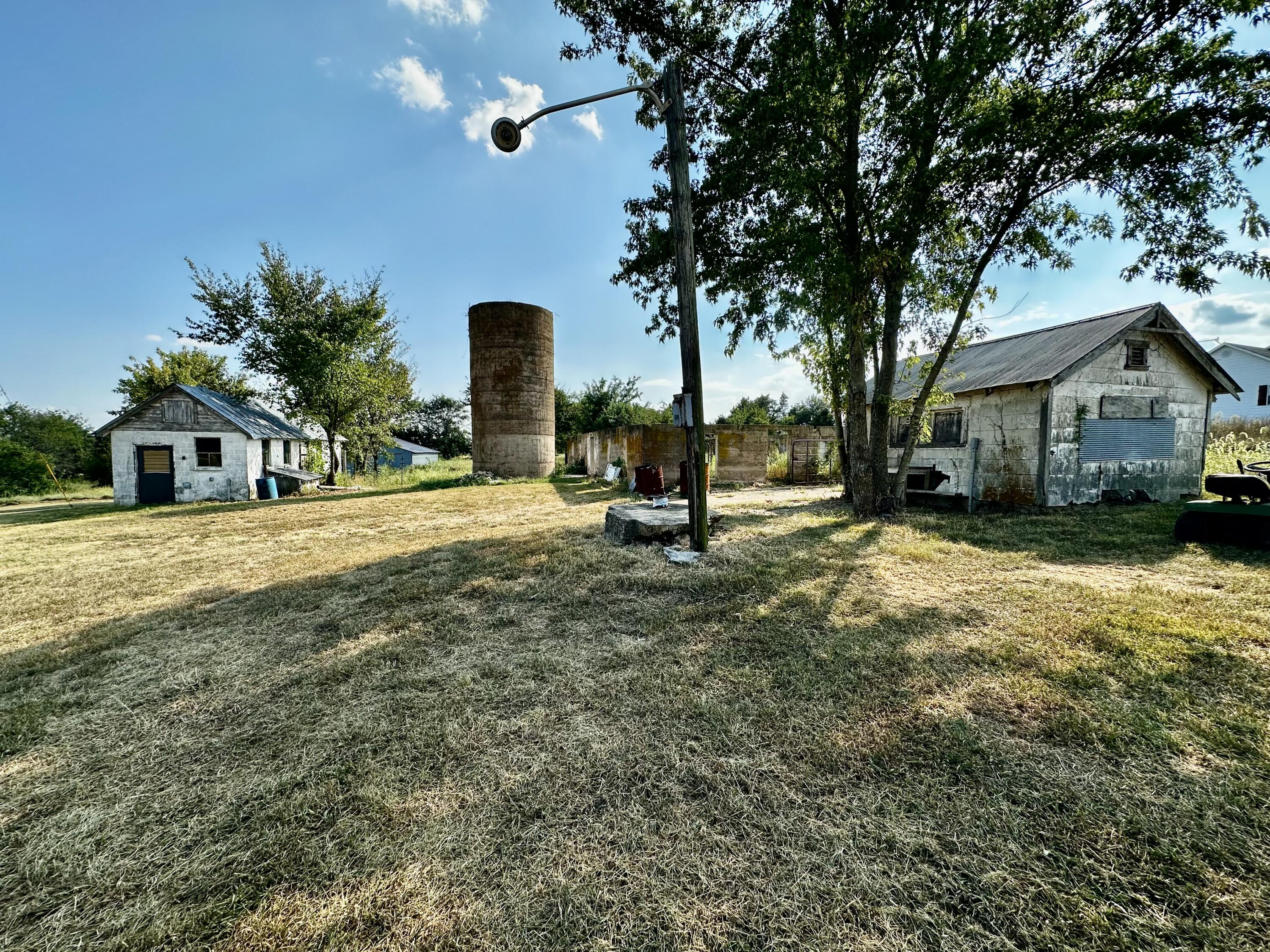Photo 5 - Residential for sale – 1934  State Hwy E   Marshfield, MO
