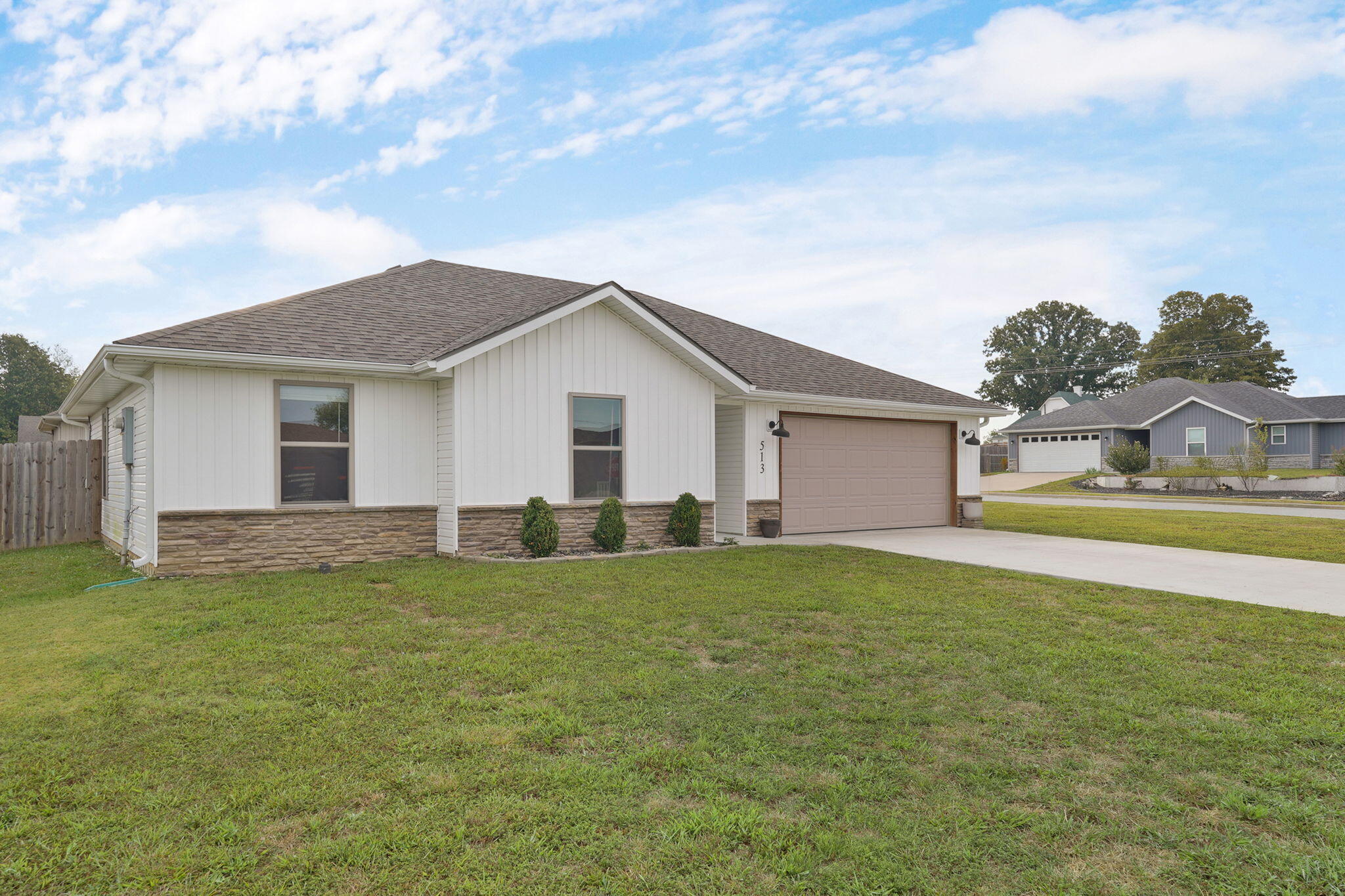 Photo 3 - Residential for sale – 513  Mark Street  Billings, MO
