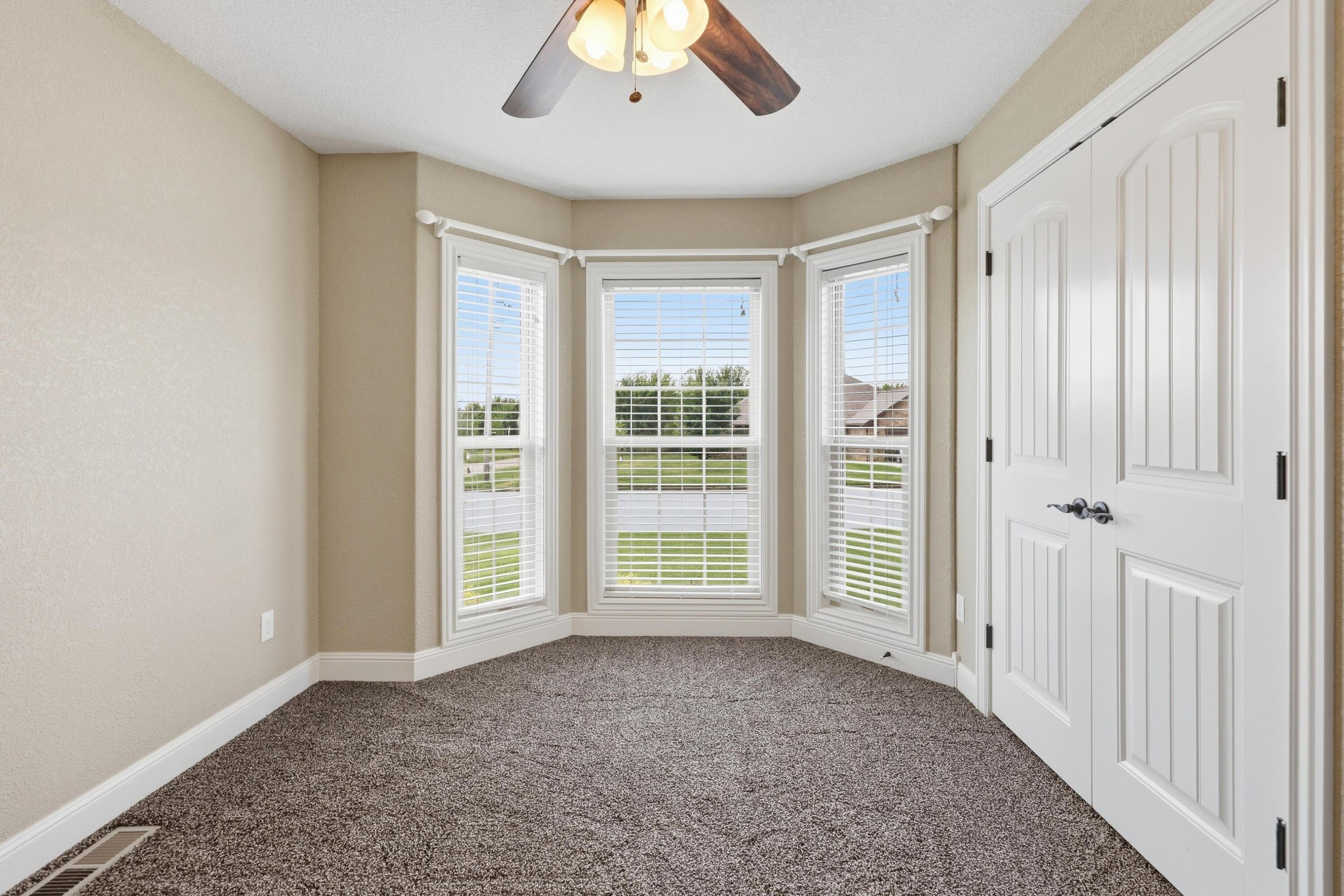 Photo 5 - Residential for sale – 1821  Texas Avenue  Joplin, MO