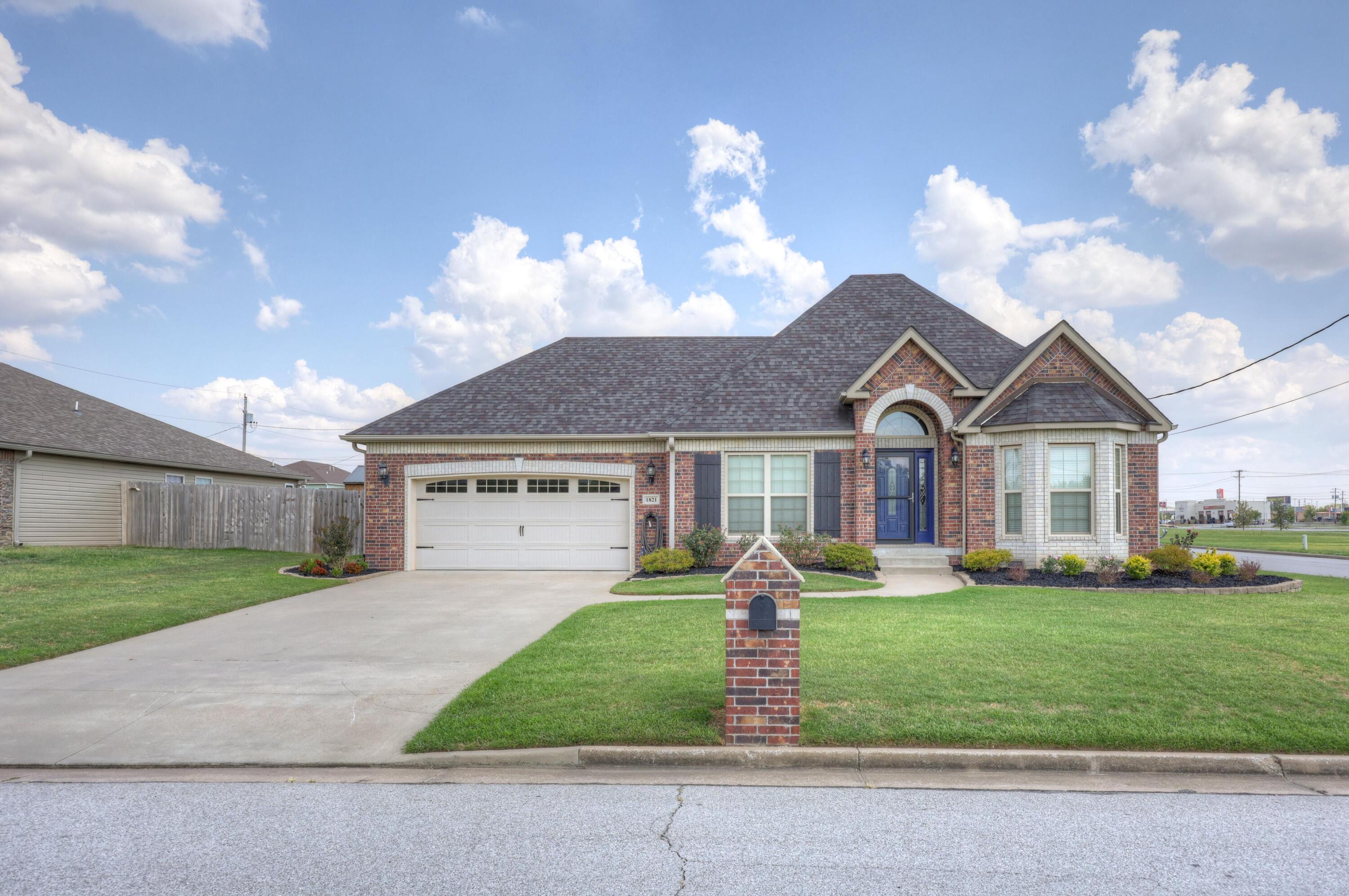 Photo 13 - Residential for sale – 1821  Texas Avenue  Joplin, MO
