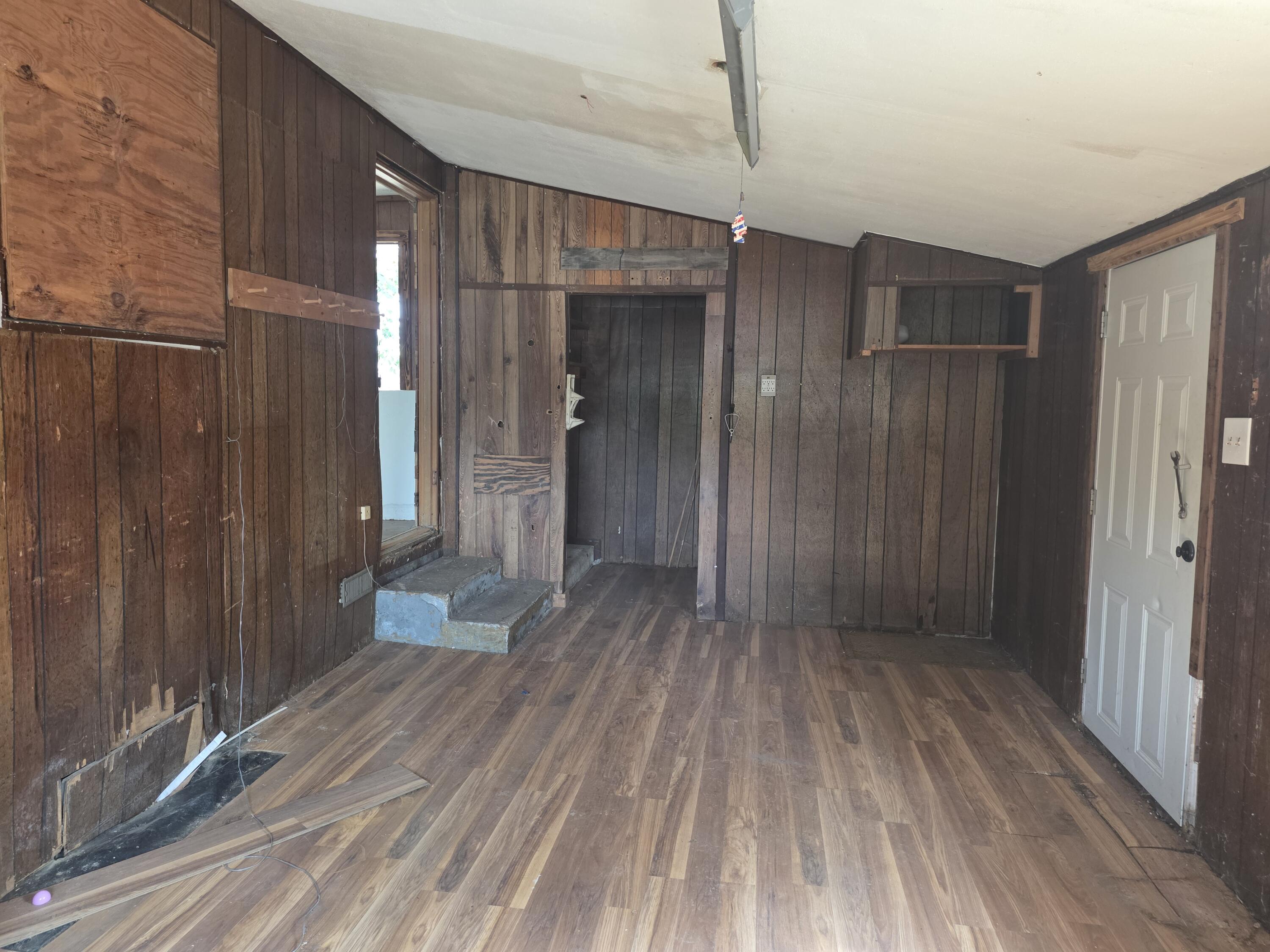 Photo 5 - Residential for sale – 515 S Beverly Street  Billings, MO