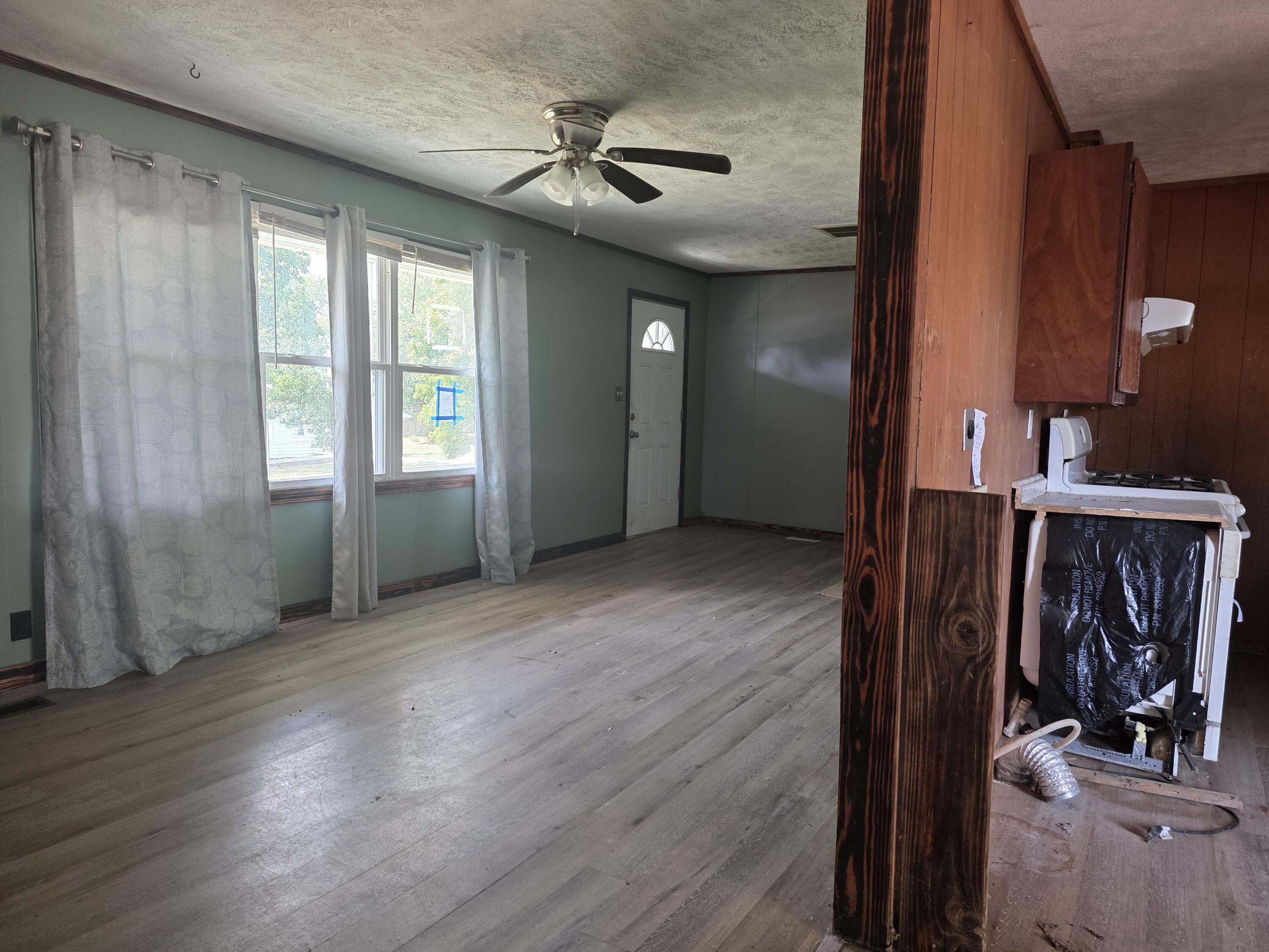 Photo 7 - Residential for sale – 515 S Beverly Street  Billings, MO