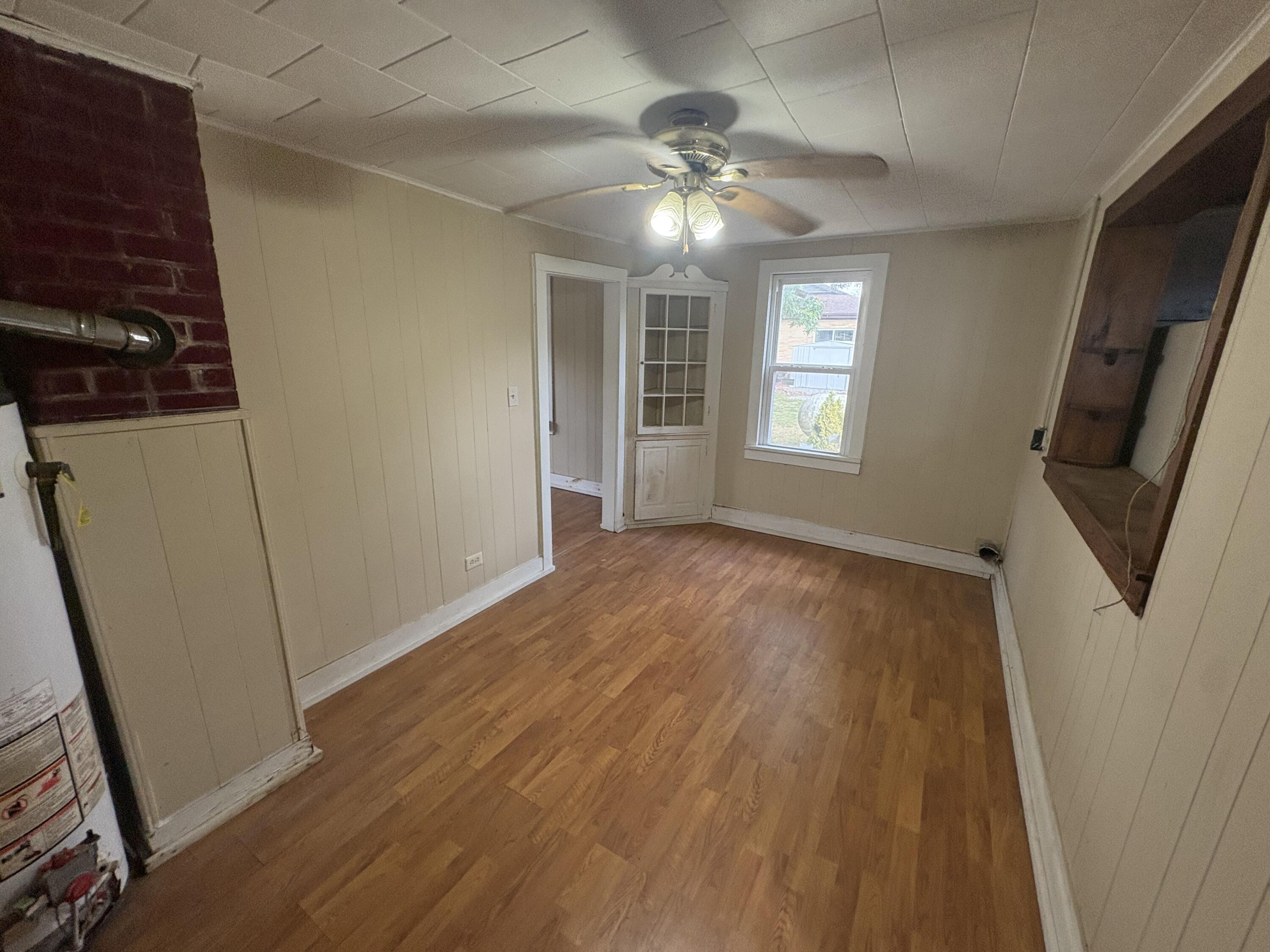 Photo 5 - Residential for sale – 608  Ozark Street  Houston, MO