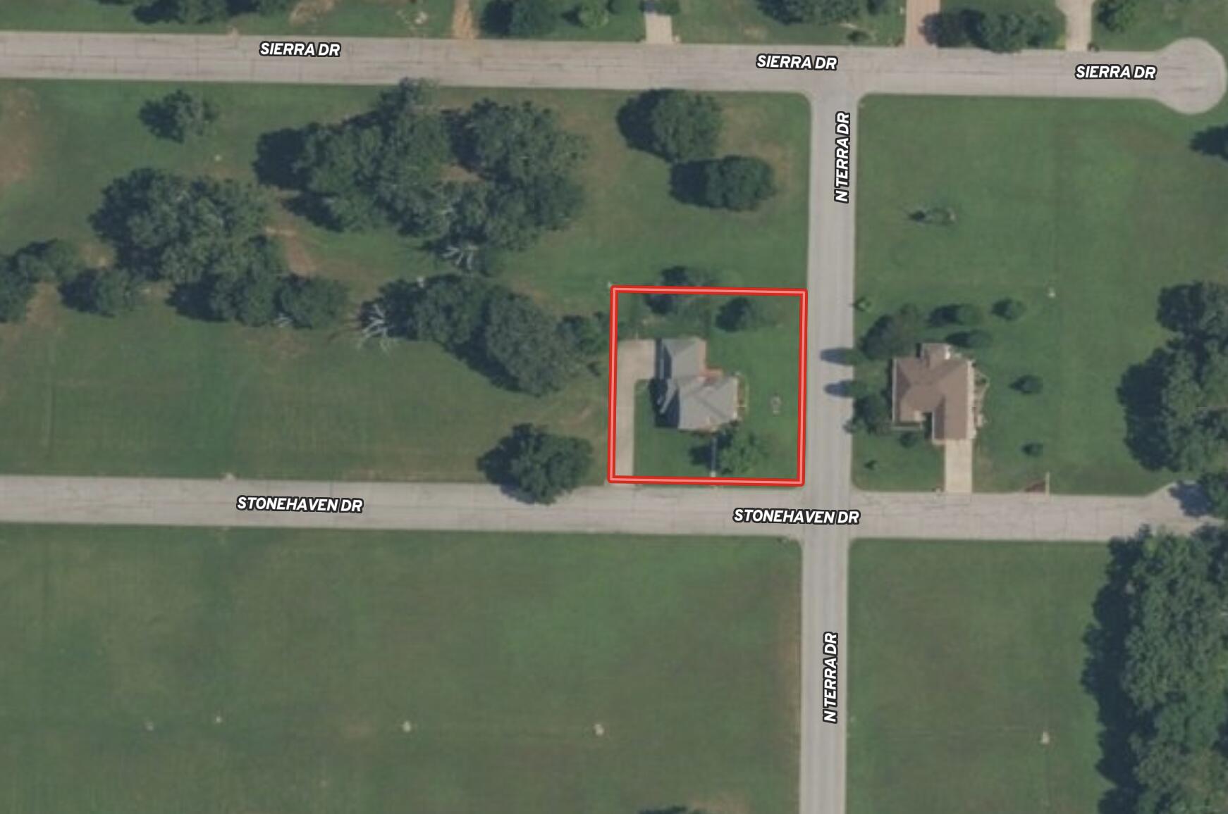 Photo 2 - Residential for sale – 513  Stonehaven Drive  West Plains, MO
