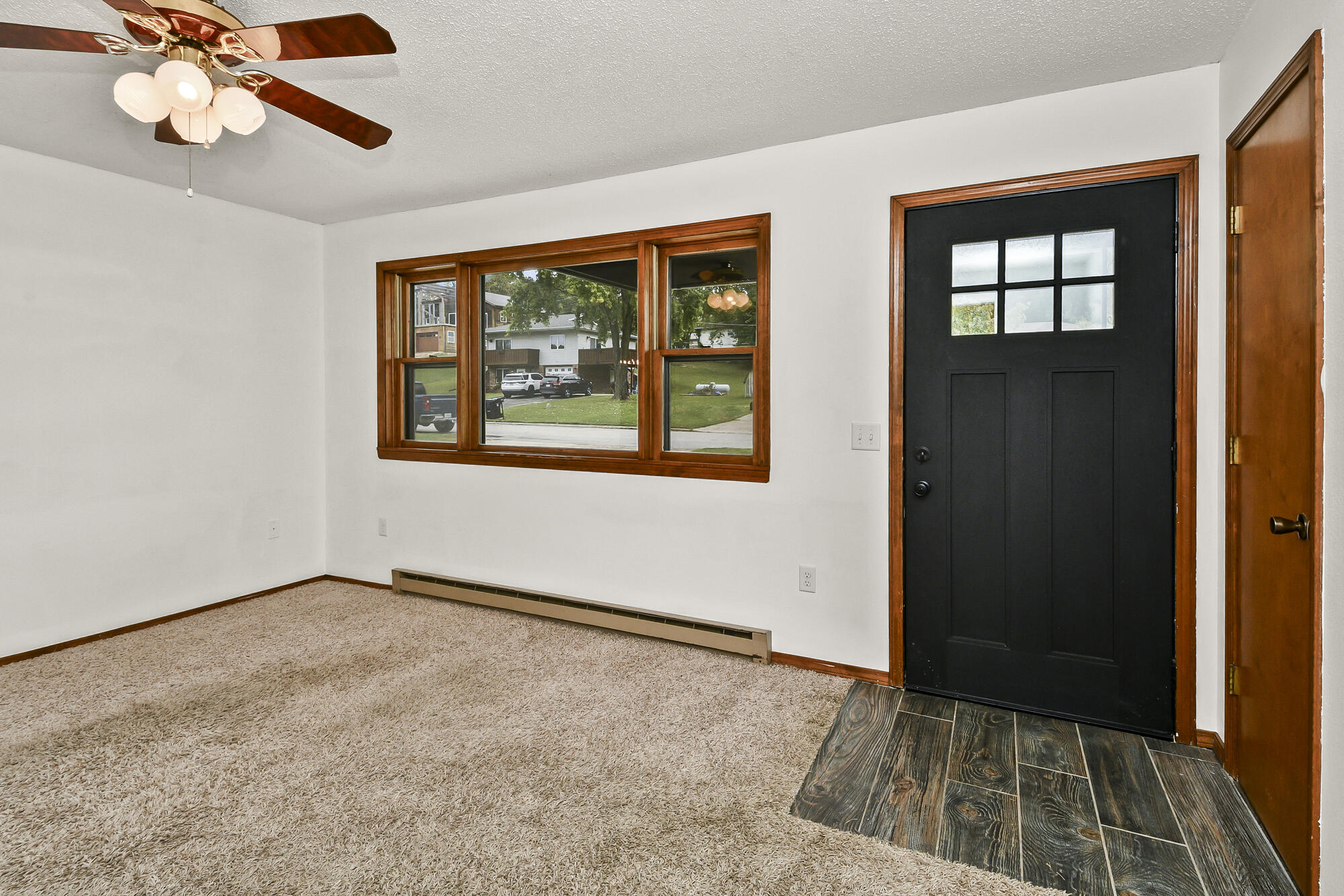 Photo 9 - Residential for sale – 546  Massey Street  Marshfield, MO