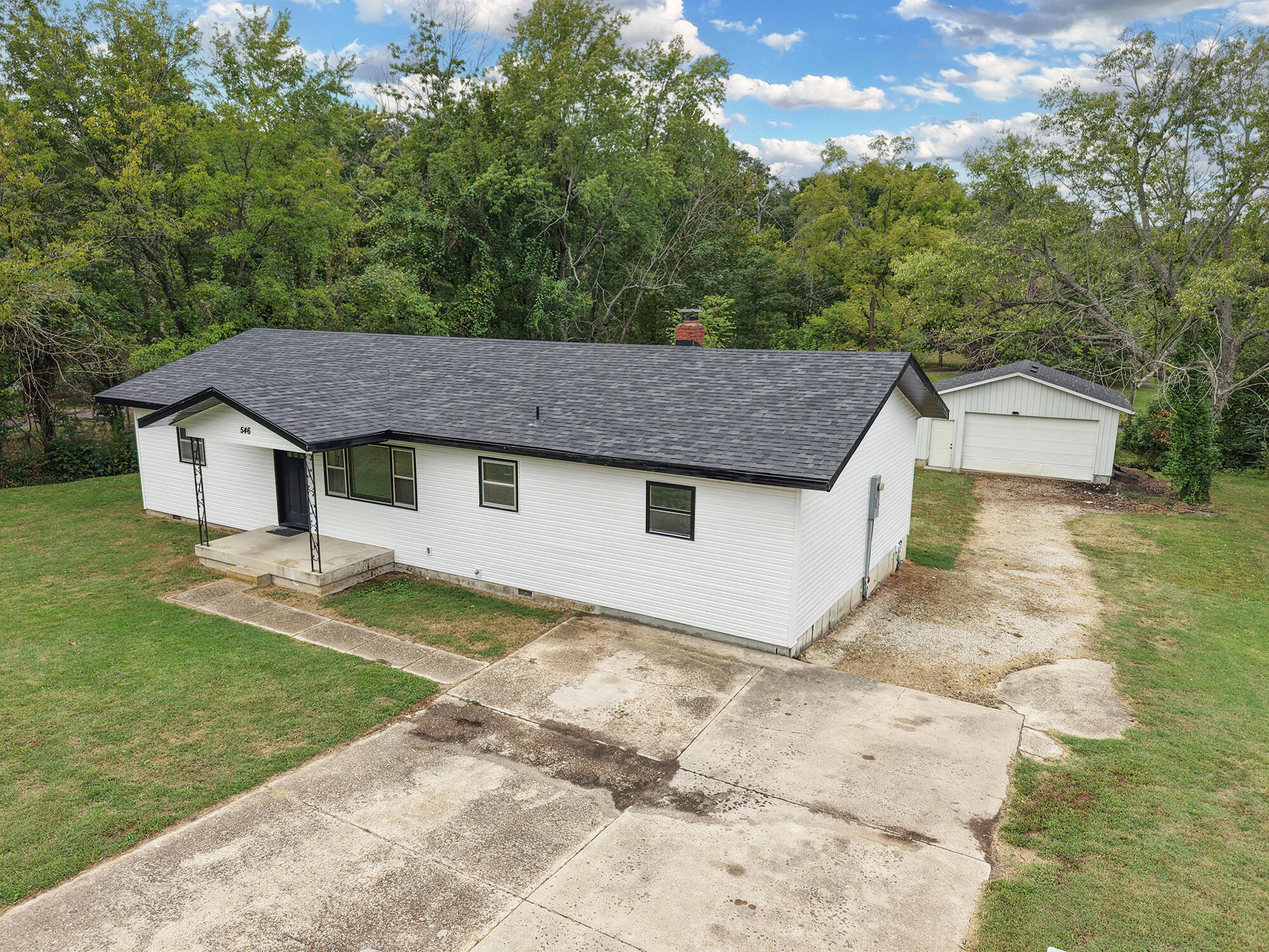 Photo 6 - Residential for sale – 546  Massey Street  Marshfield, MO
