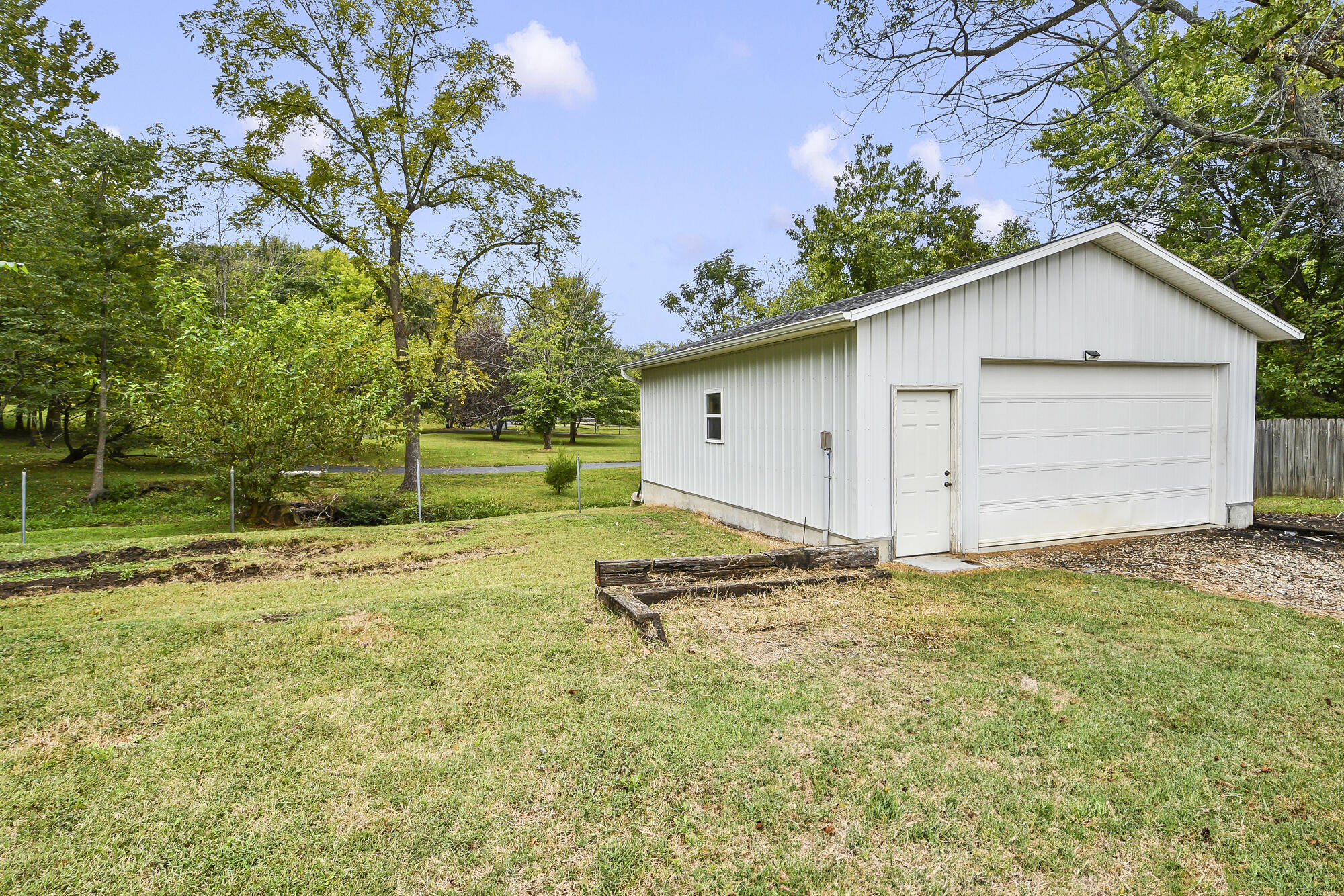 Photo 35 - Residential for sale – 546  Massey Street  Marshfield, MO
