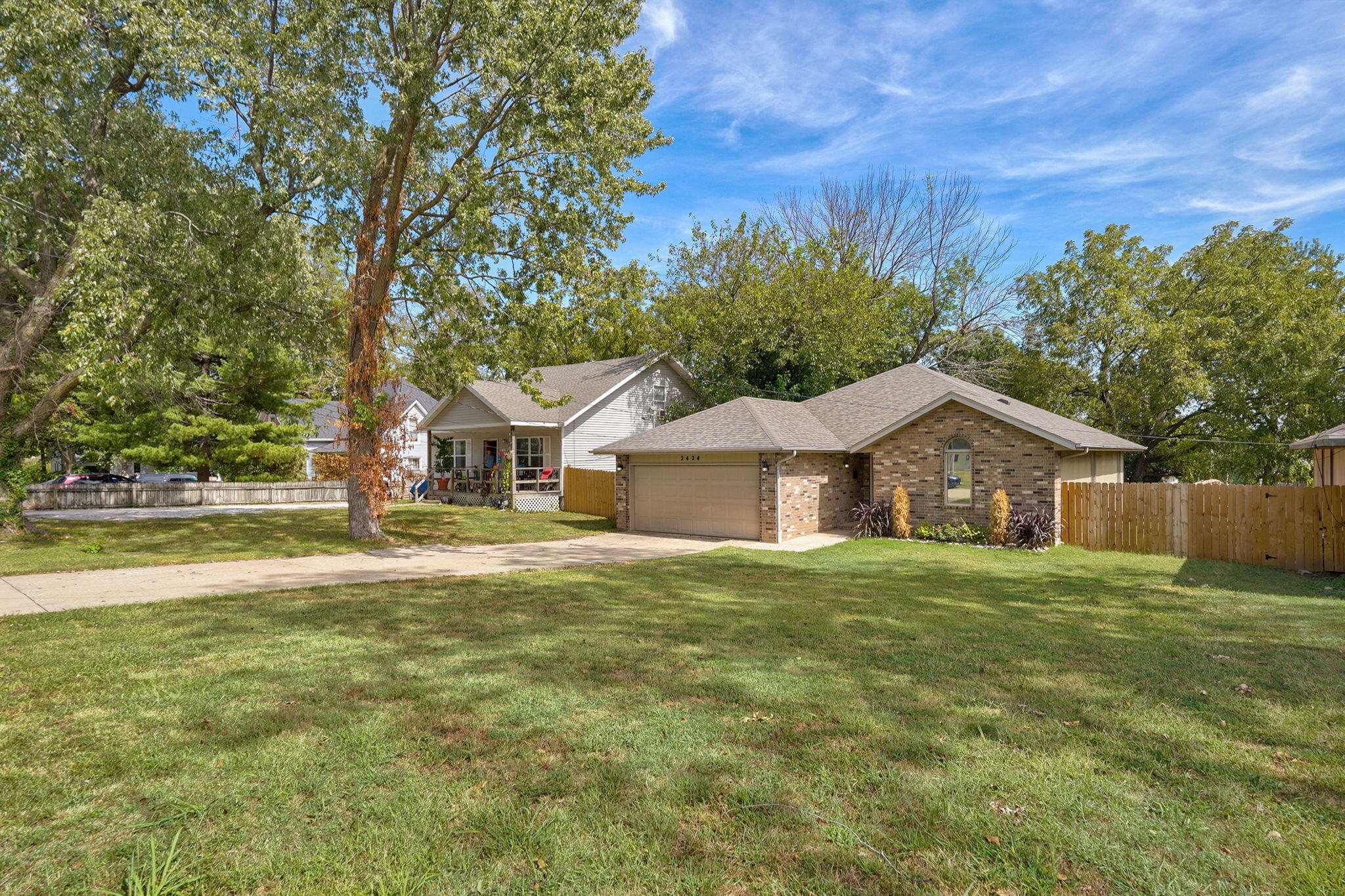 Photo 2 - Residential for sale – 2424 N Campbell Avenue  Springfield, MO