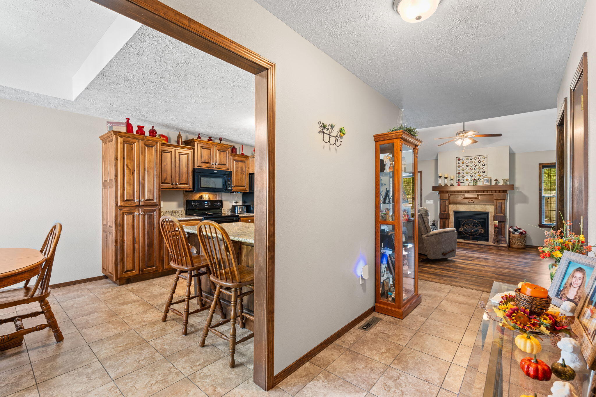 Photo 4 - Residential for sale – 3852 W Village   Springfield, MO