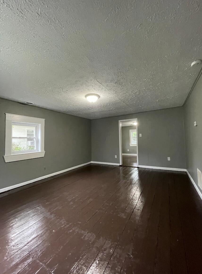 Photo 5 - Residential for sale – 911 S Missouri Avenue  Springfield, MO