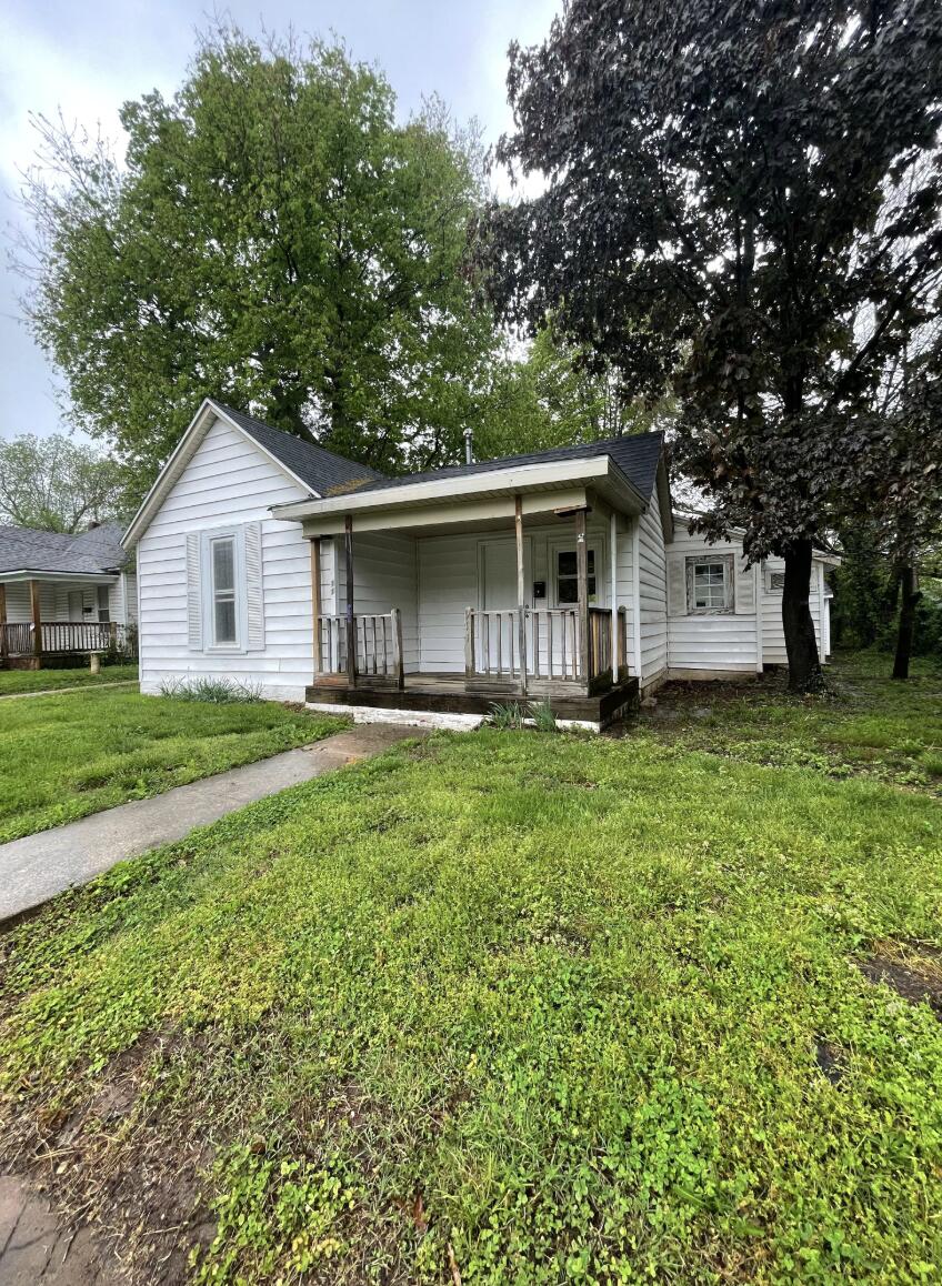 Residential for sale – 911 S Missouri Avenue  Springfield, MO