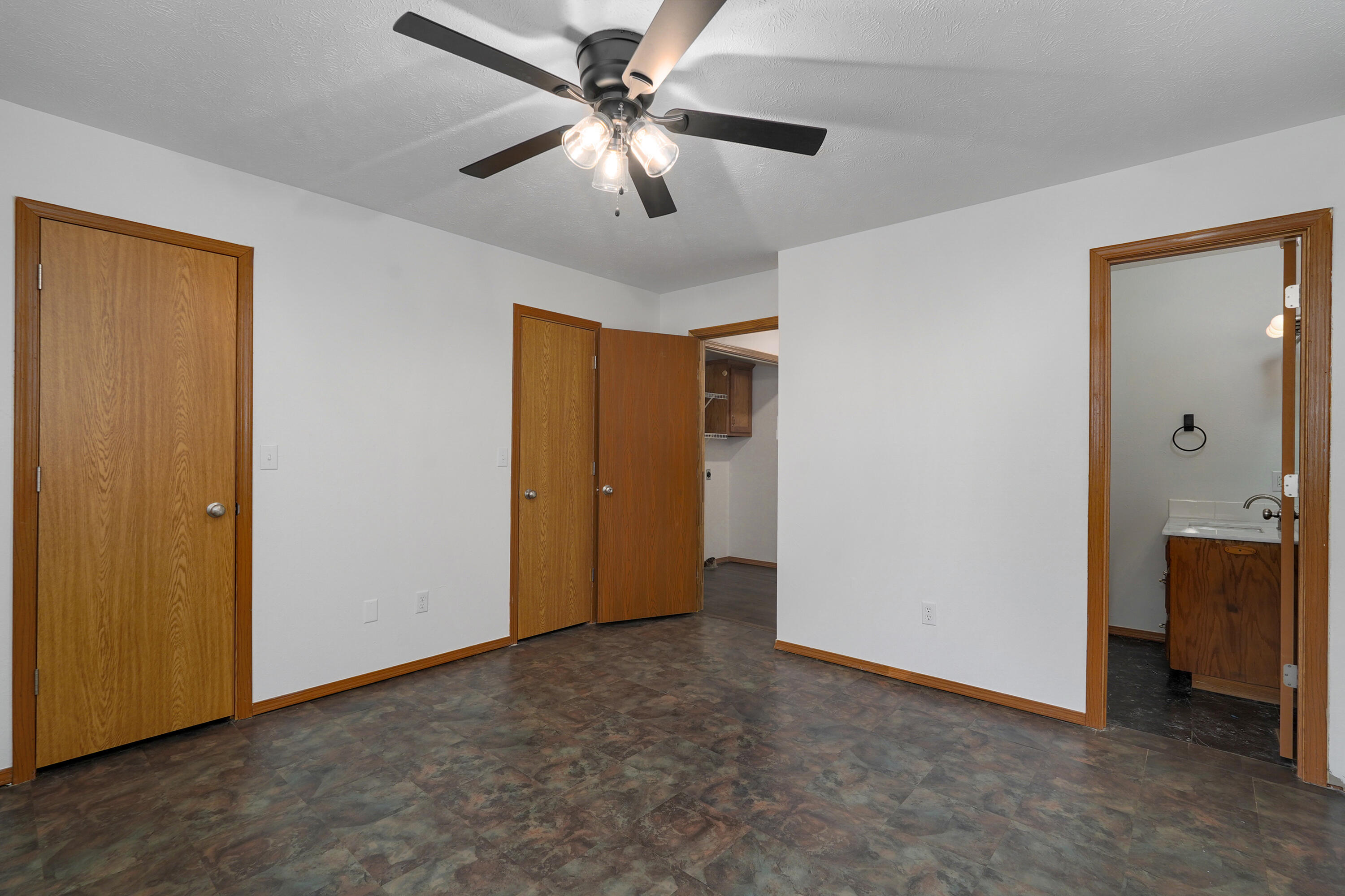 Photo 7 - Residential for sale – 2015 N Benton Avenue  Springfield, MO
