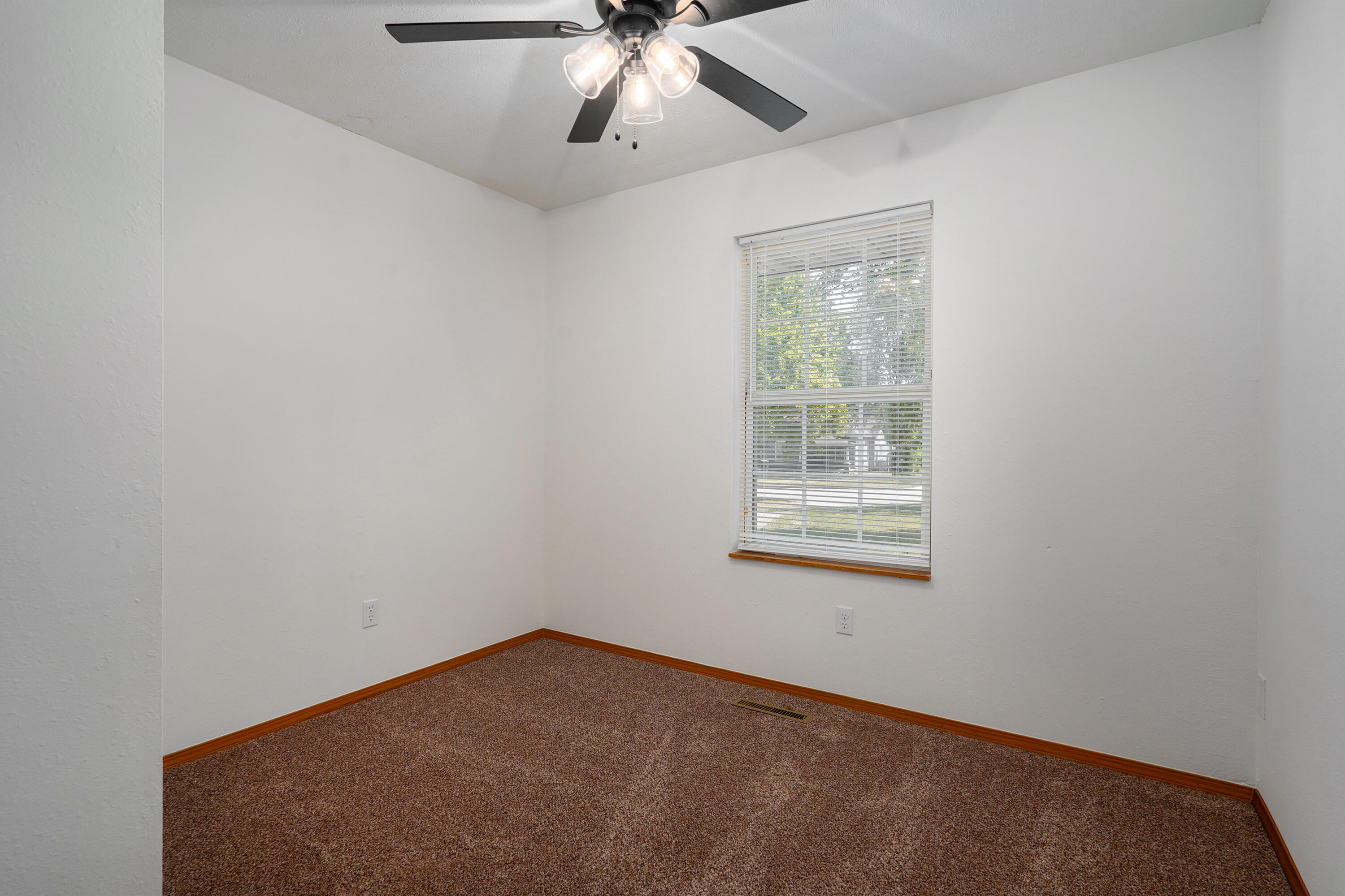 Photo 9 - Residential for sale – 2015 N Benton Avenue  Springfield, MO
