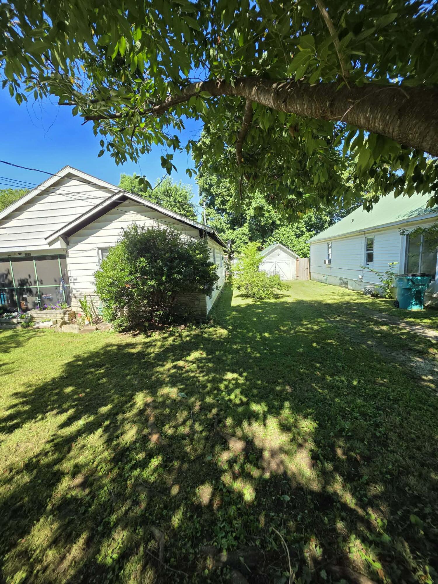 Photo 33 - Residential for sale – 1125 S Main Avenue  Springfield, MO