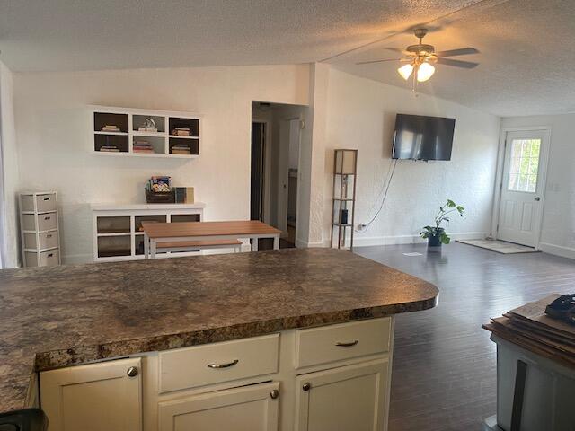 Photo 13 - Residential for sale – 213 E Garfield Avenue  Seymour, MO