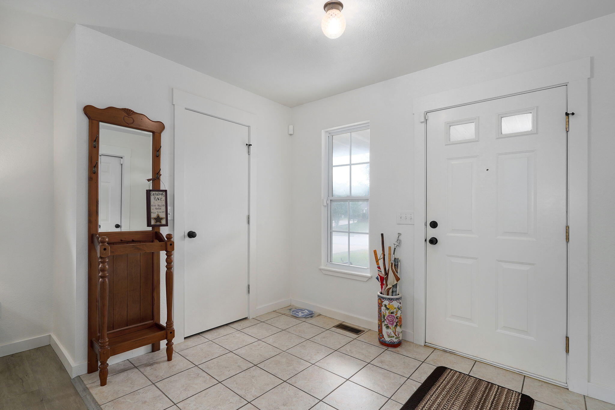 Photo 5 - Residential for sale – 1257 E Mcclernon Street  Springfield, MO