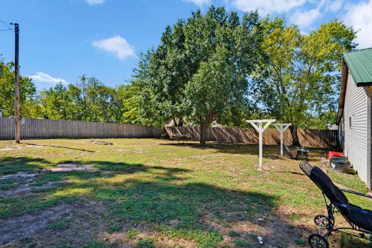 Photo 36 - Residential for sale – 605 S Hemphill Avenue  Crane, MO