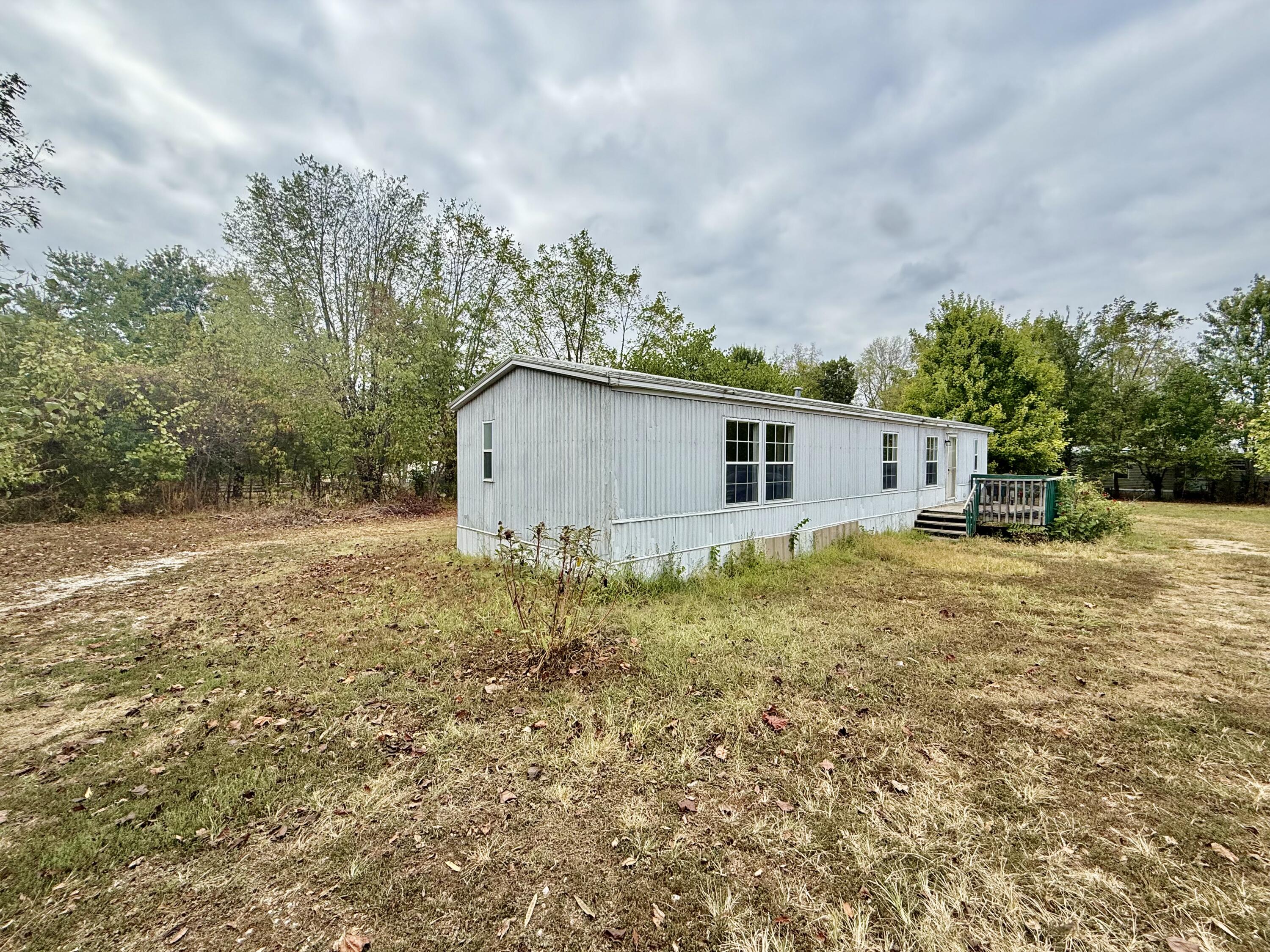 Photo 16 - Residential for sale – 140  Old Yukon Road  Raymondville, MO