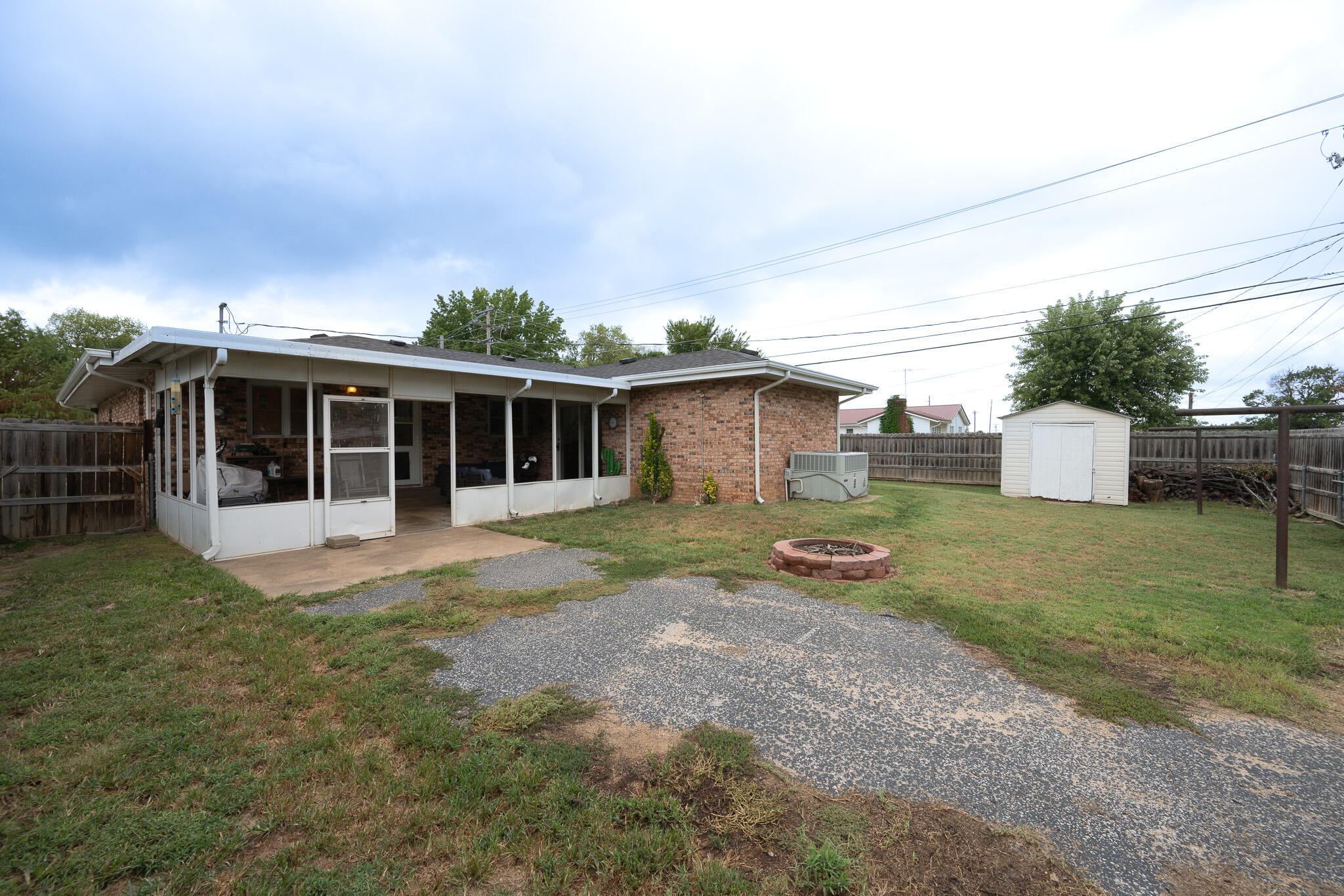 Photo 15 - Residential for sale – 902 S Spring Park Boulevard  Mt Vernon, MO