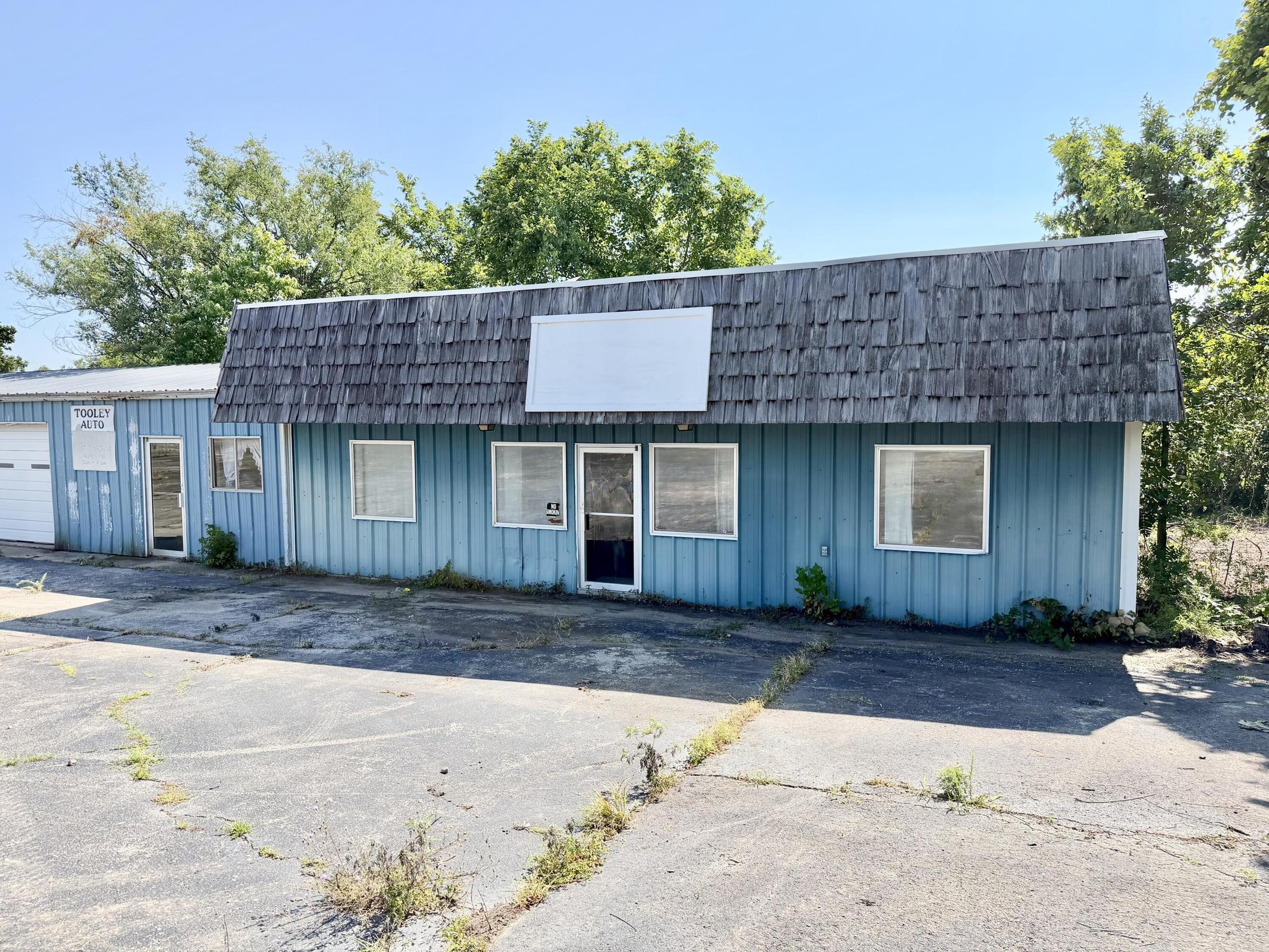 Photo 4 - Residential for sale – 4600 S Highway 5   Hartville, MO