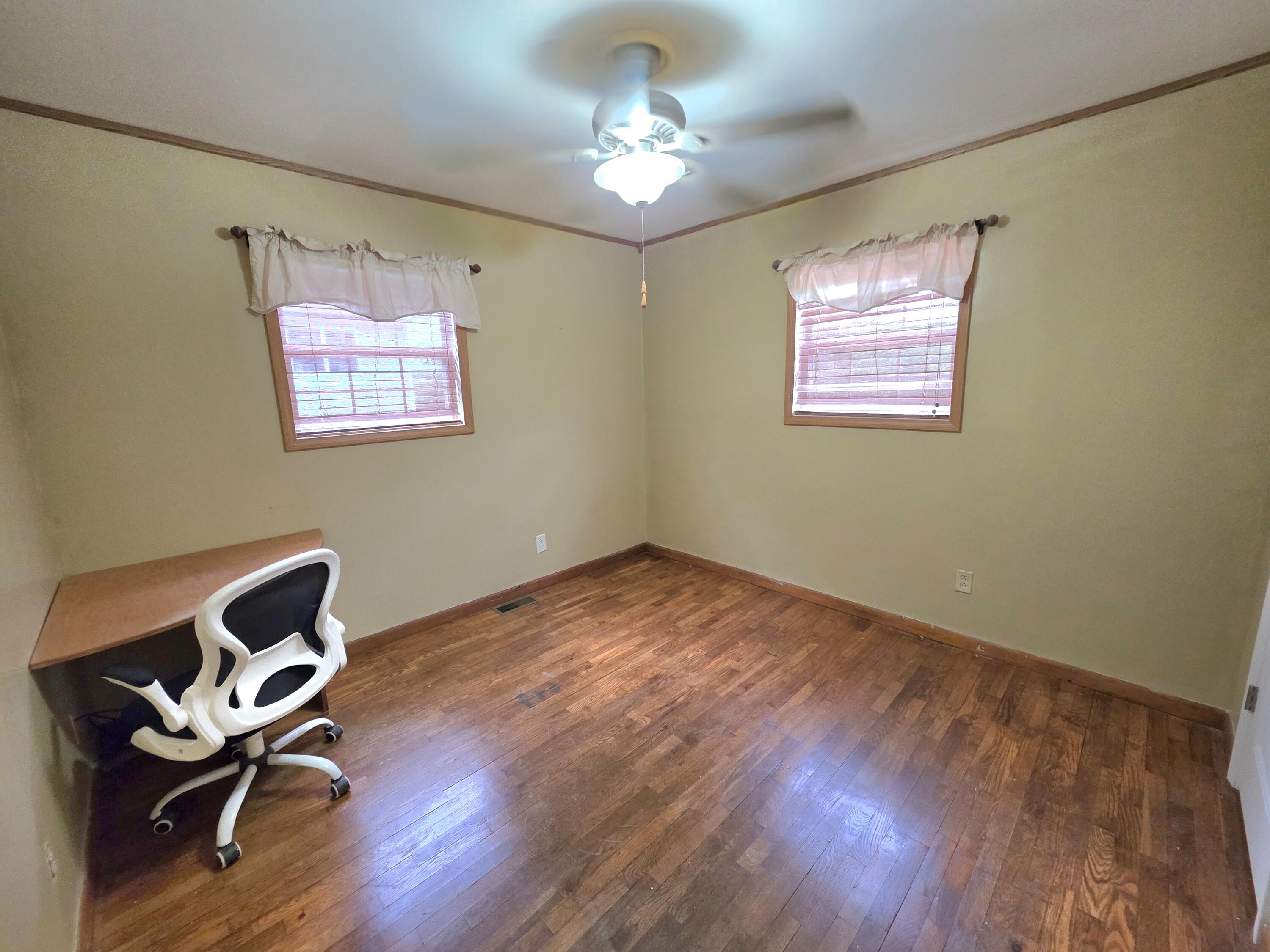 Photo 13 - Residential for sale – 418 S 3rd Street  Houston, MO