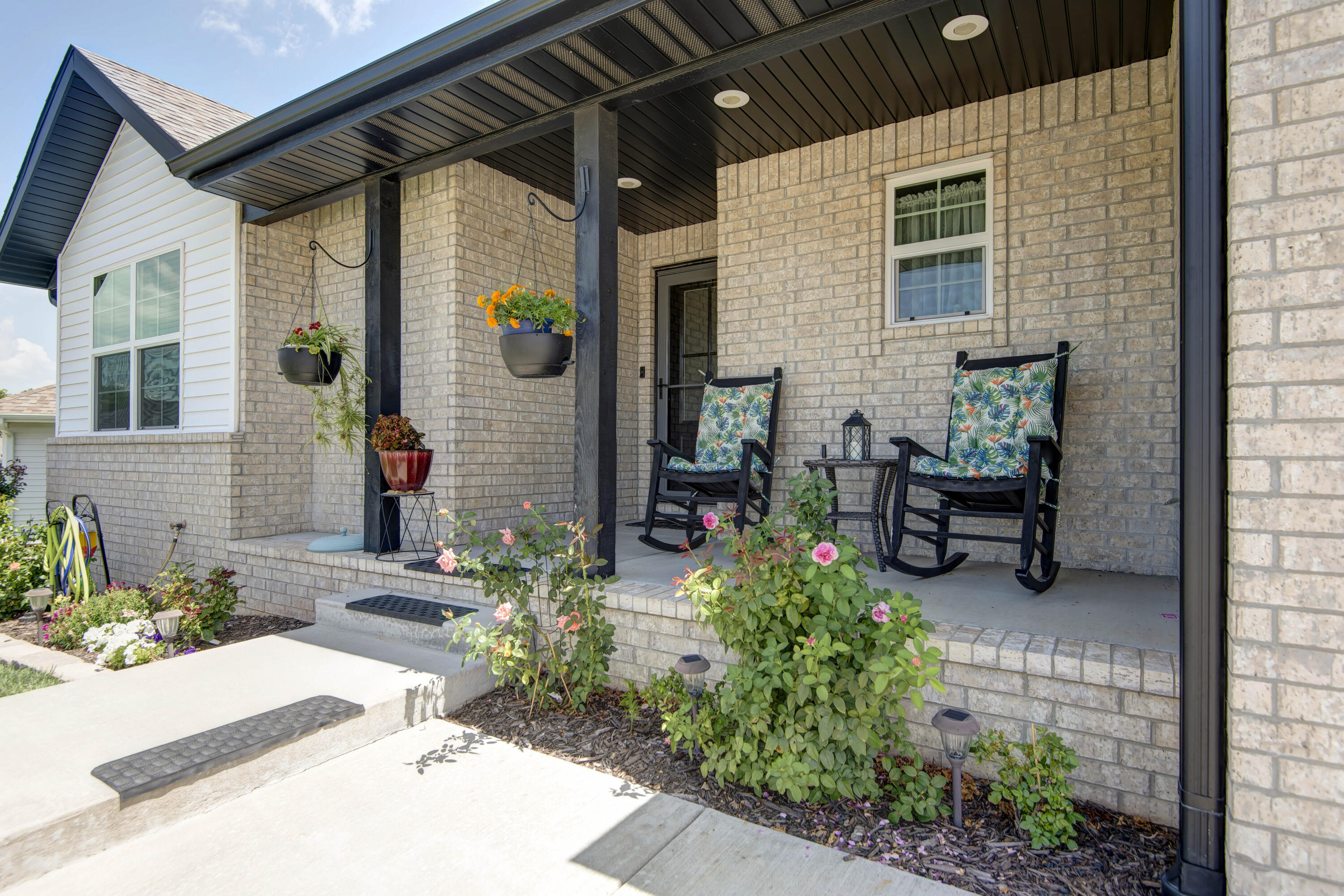 Photo 3 - Residential for sale – 813 E Brewer Avenue  Nixa, MO