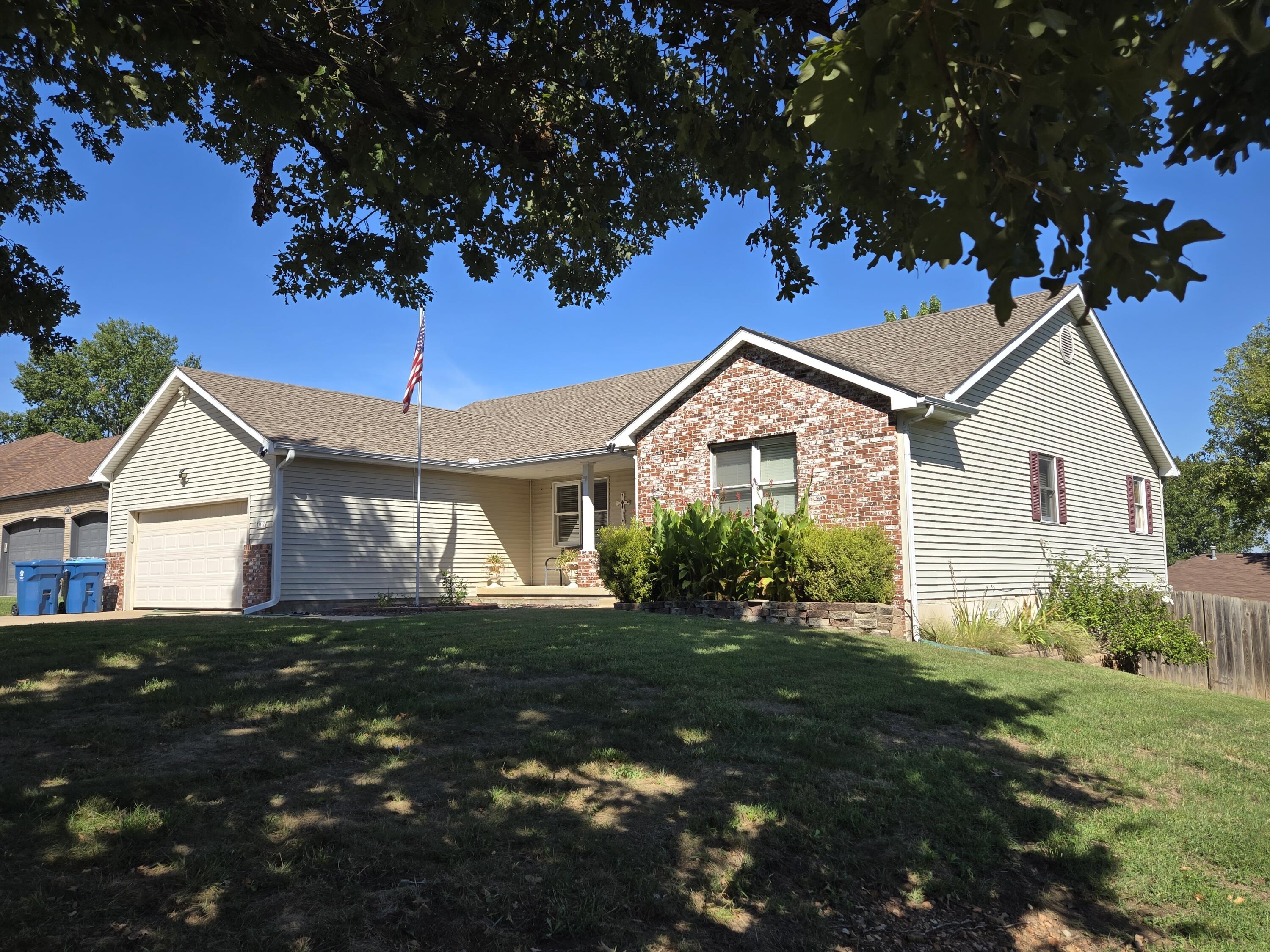 Photo 3 - Residential for sale – 3517  Hackberry Lane  Joplin, MO