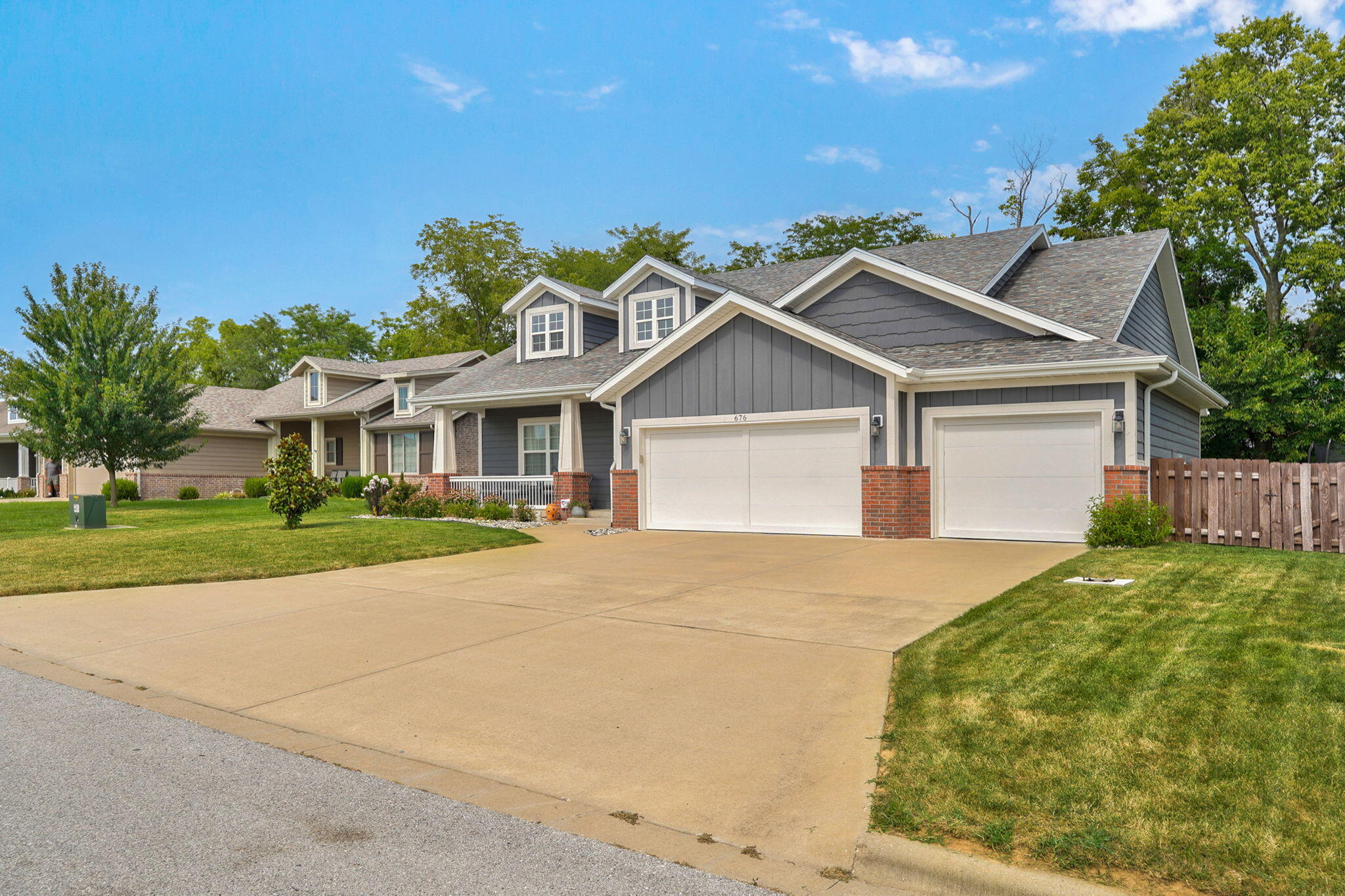 Photo 2 - Residential for sale – 676  Greer Avenue  Nixa, MO