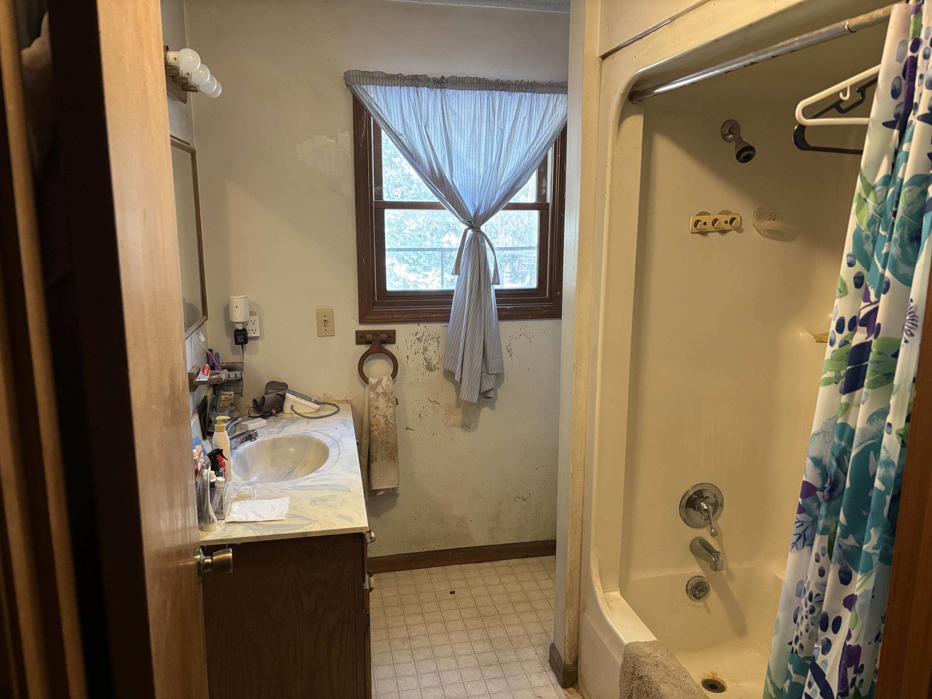 Photo 11 - Residential for sale – 31  Bison Road  Buffalo, MO