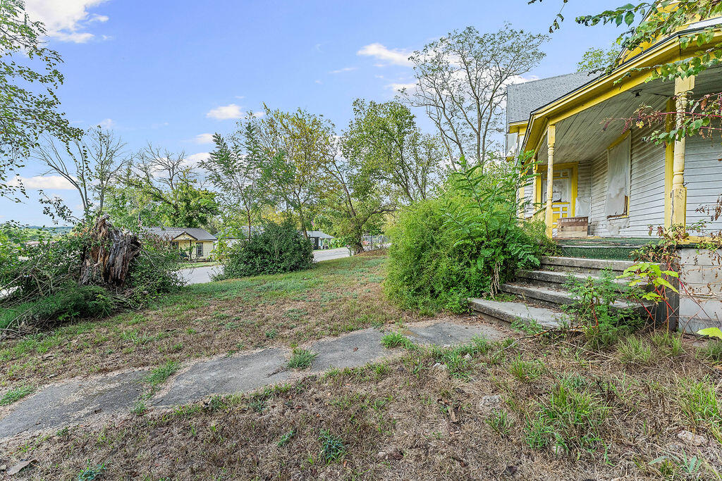 Photo 15 - Residential for sale – 400  1st Street  Anderson, MO