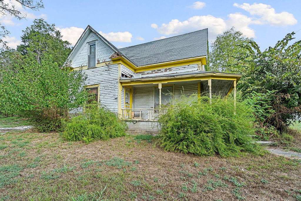 Photo 19 - Residential for sale – 400  1st Street  Anderson, MO