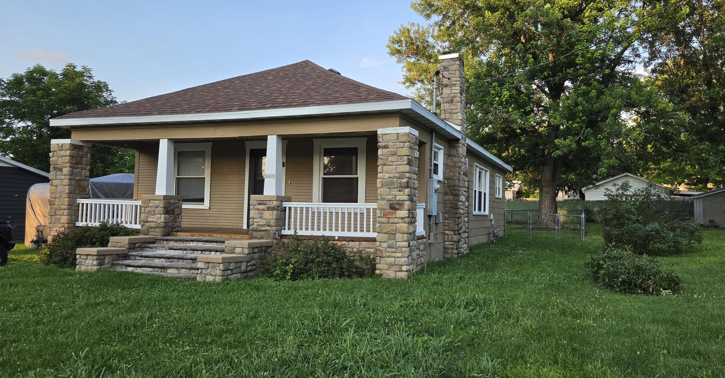 Photo 2 - Residential for sale – 2214 N Fay Avenue  Springfield, MO
