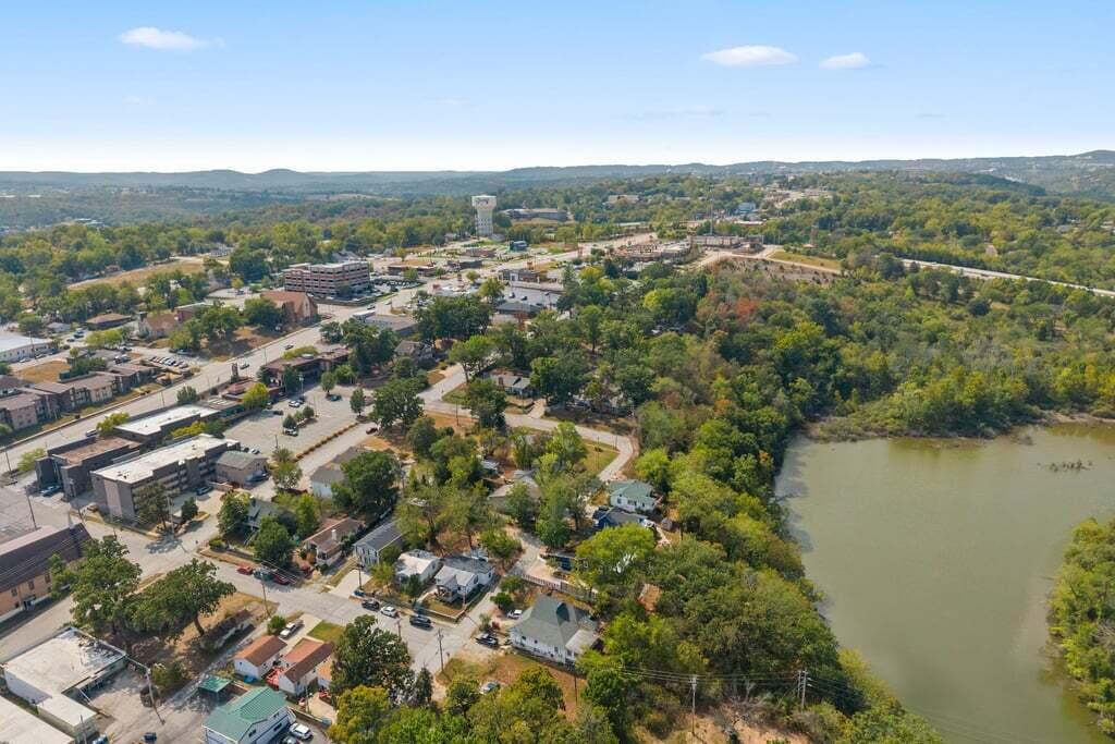 Photo 105 - Residential for sale – 215 N 3rd Street  Branson, MO